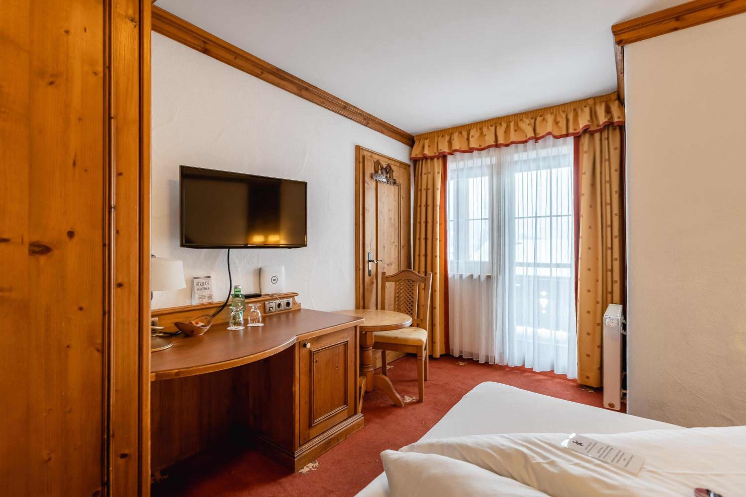Double Room - Photo 1