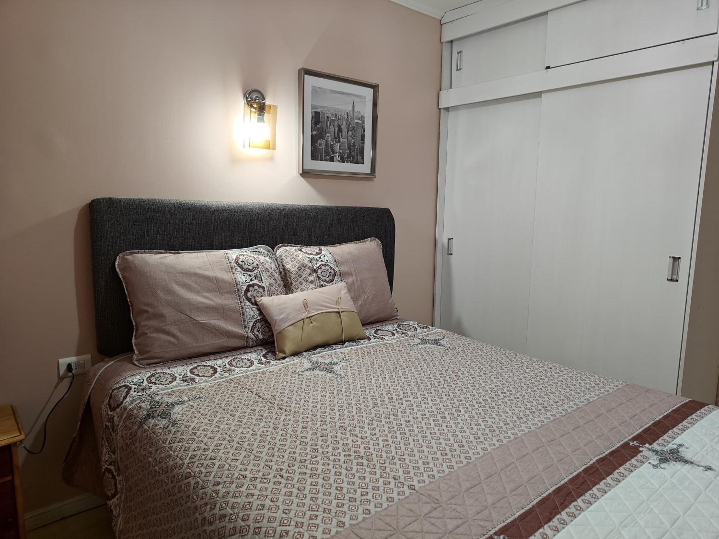 One-Bedroom Apartment photo 3