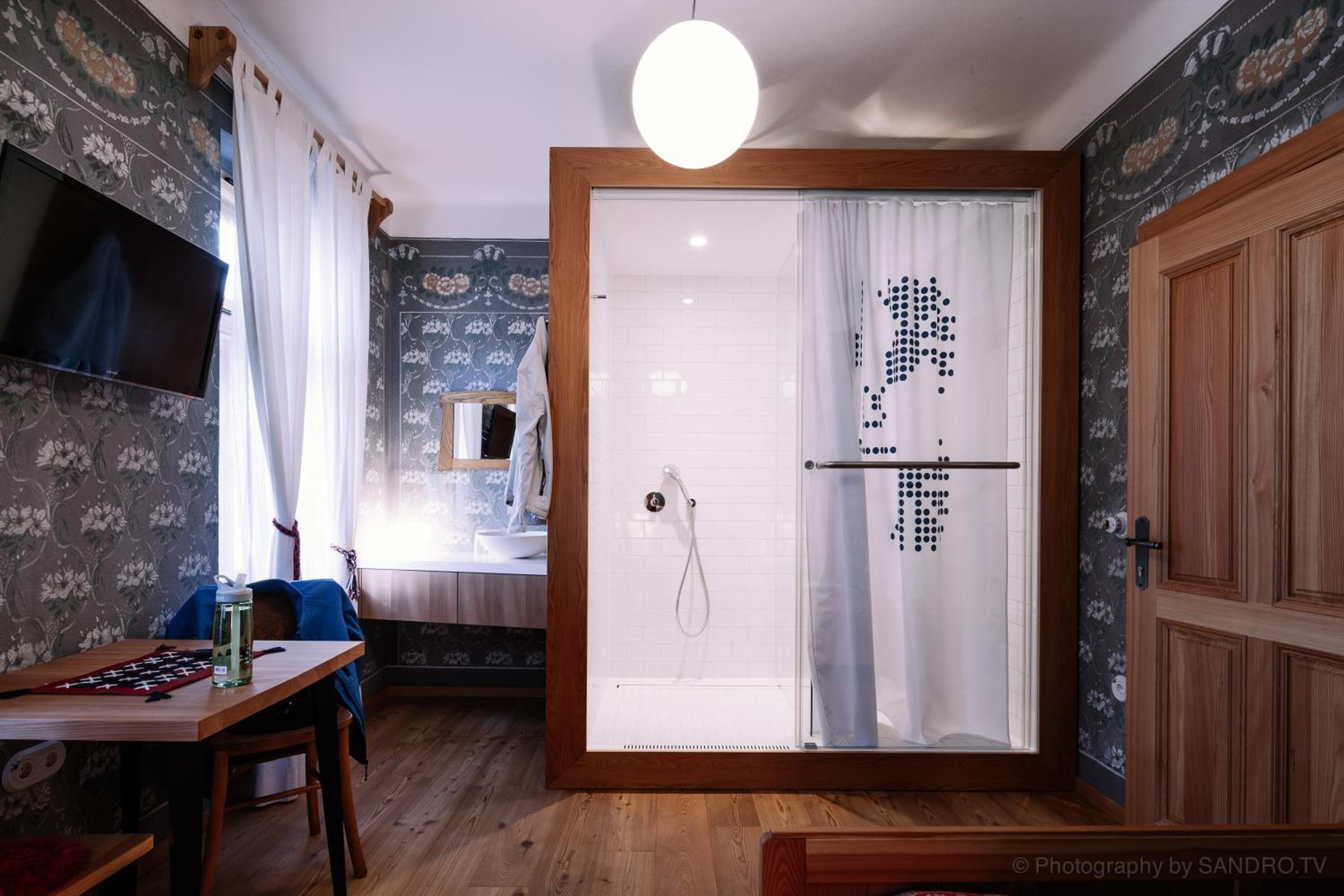 Double Room - Photo 3