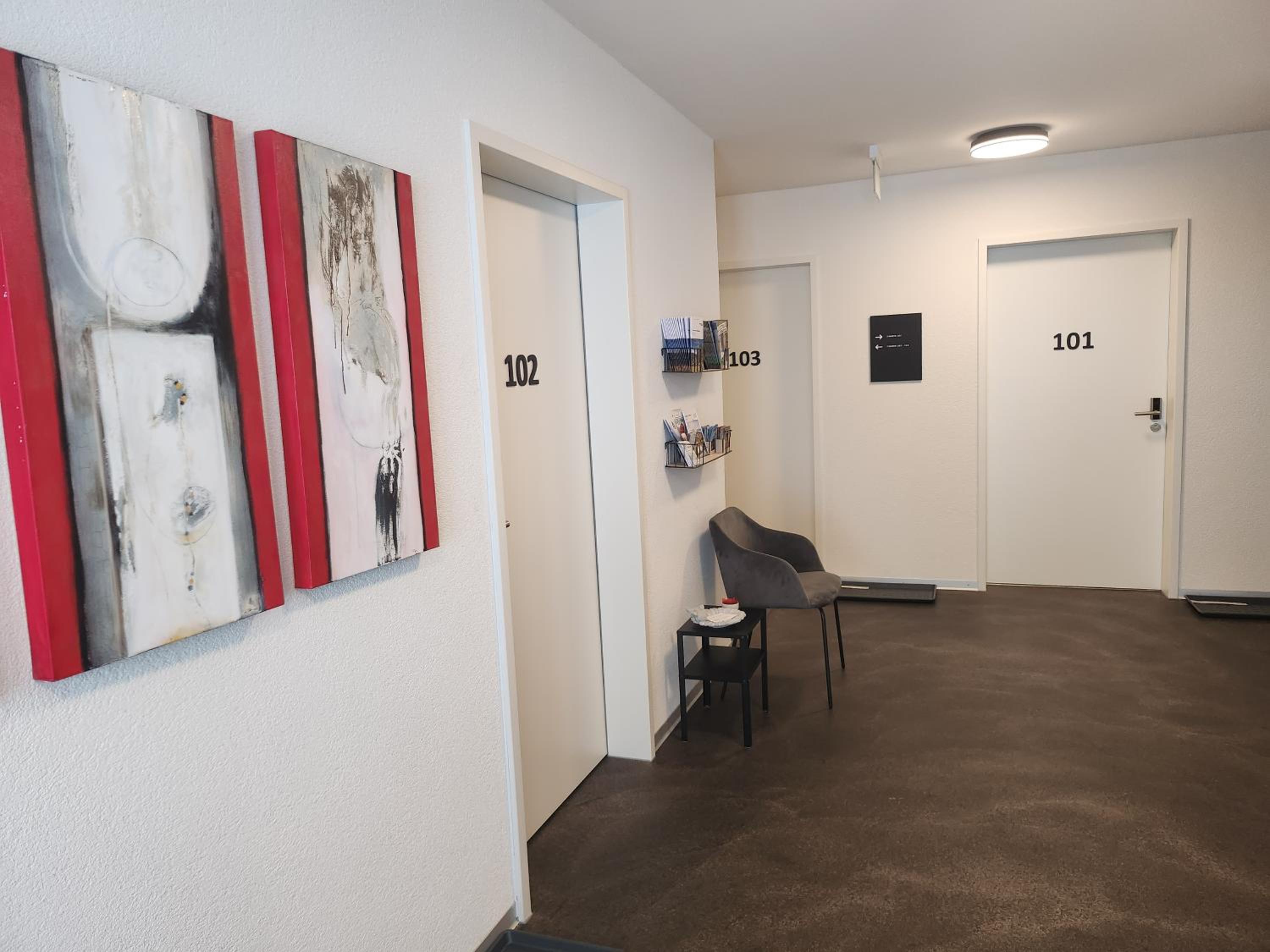 Double Room - Photo 16