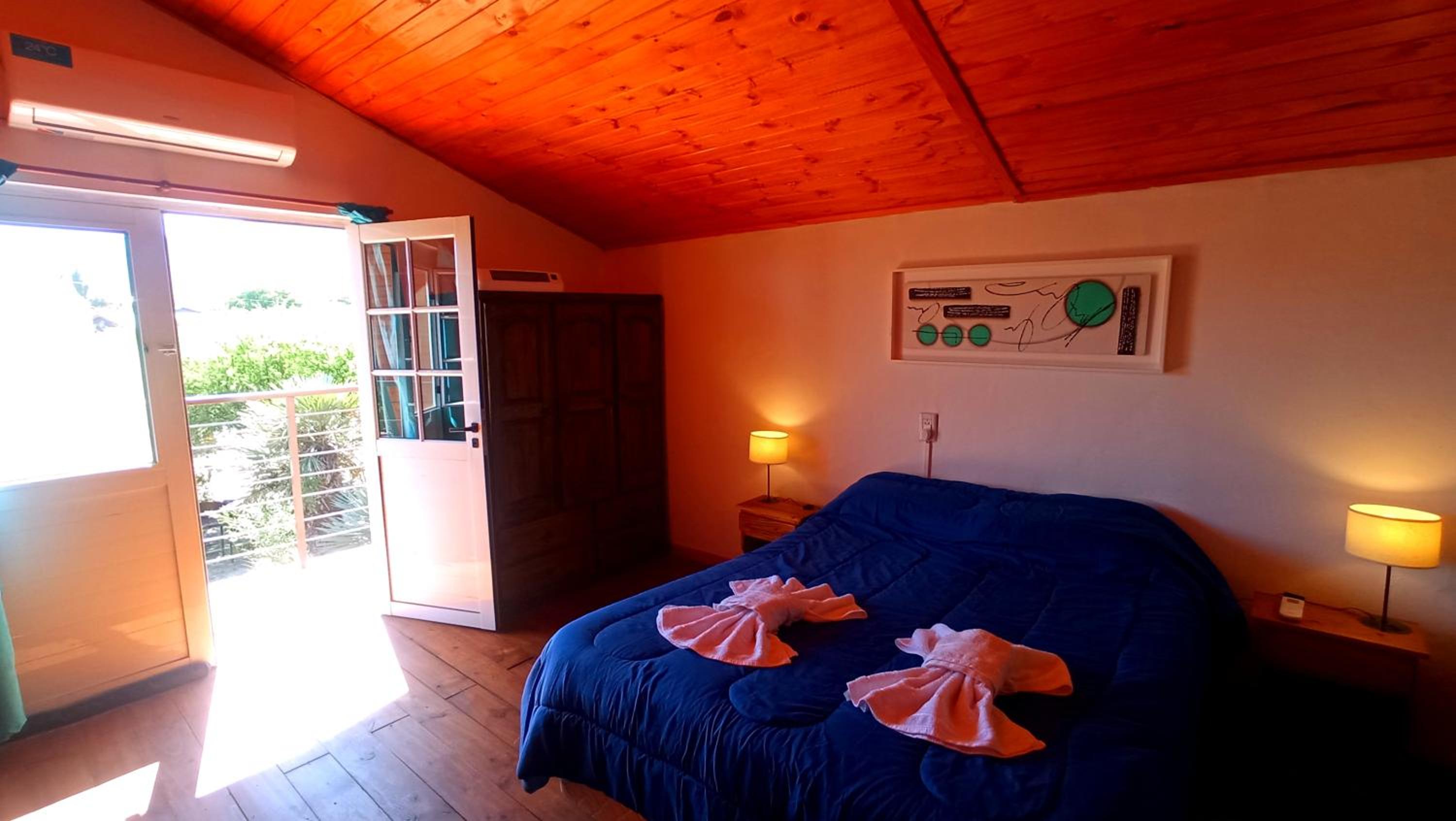 Two-Bedroom Apartment with Mountain View photo 1