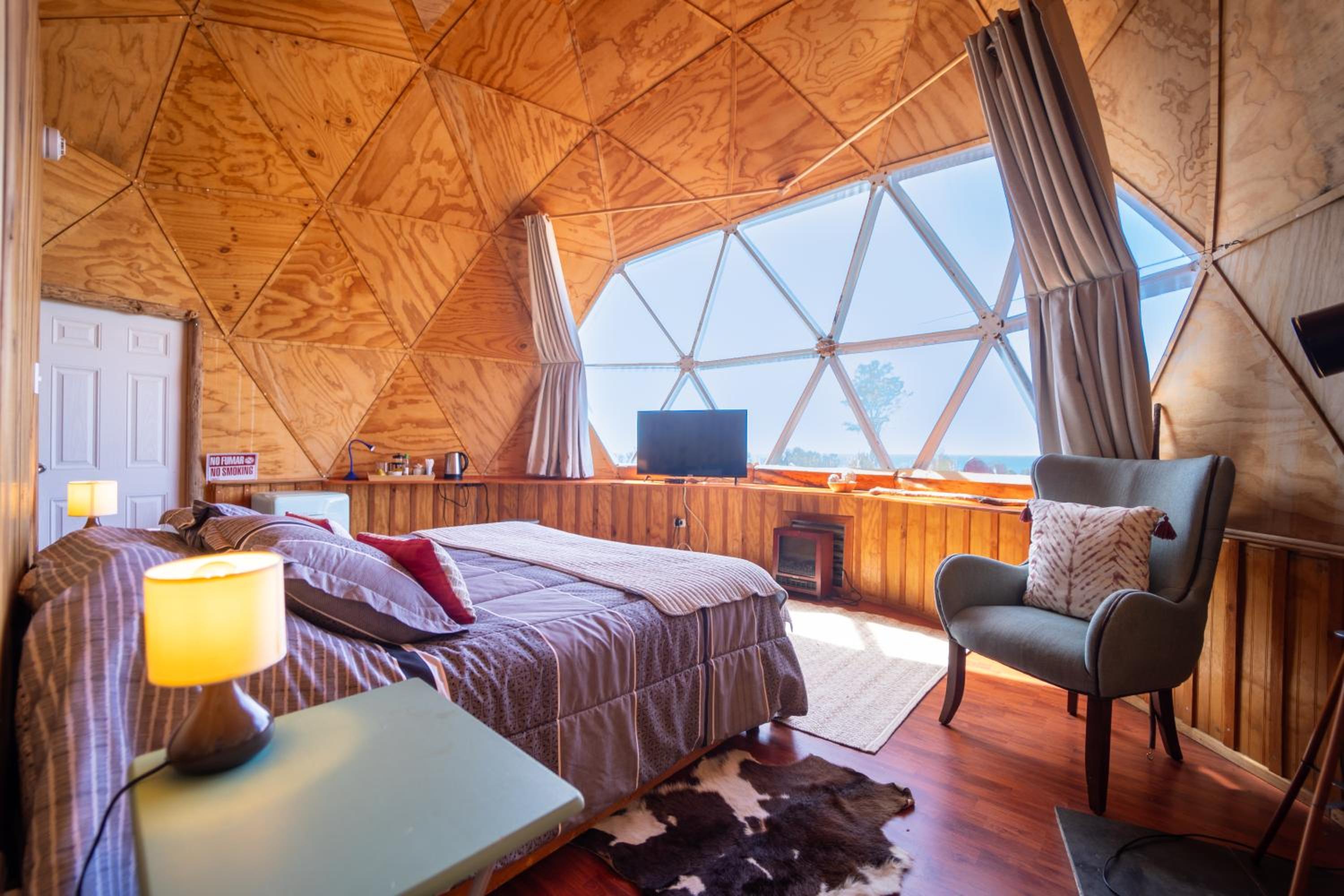 Deluxe Suite with Sea View photo 1