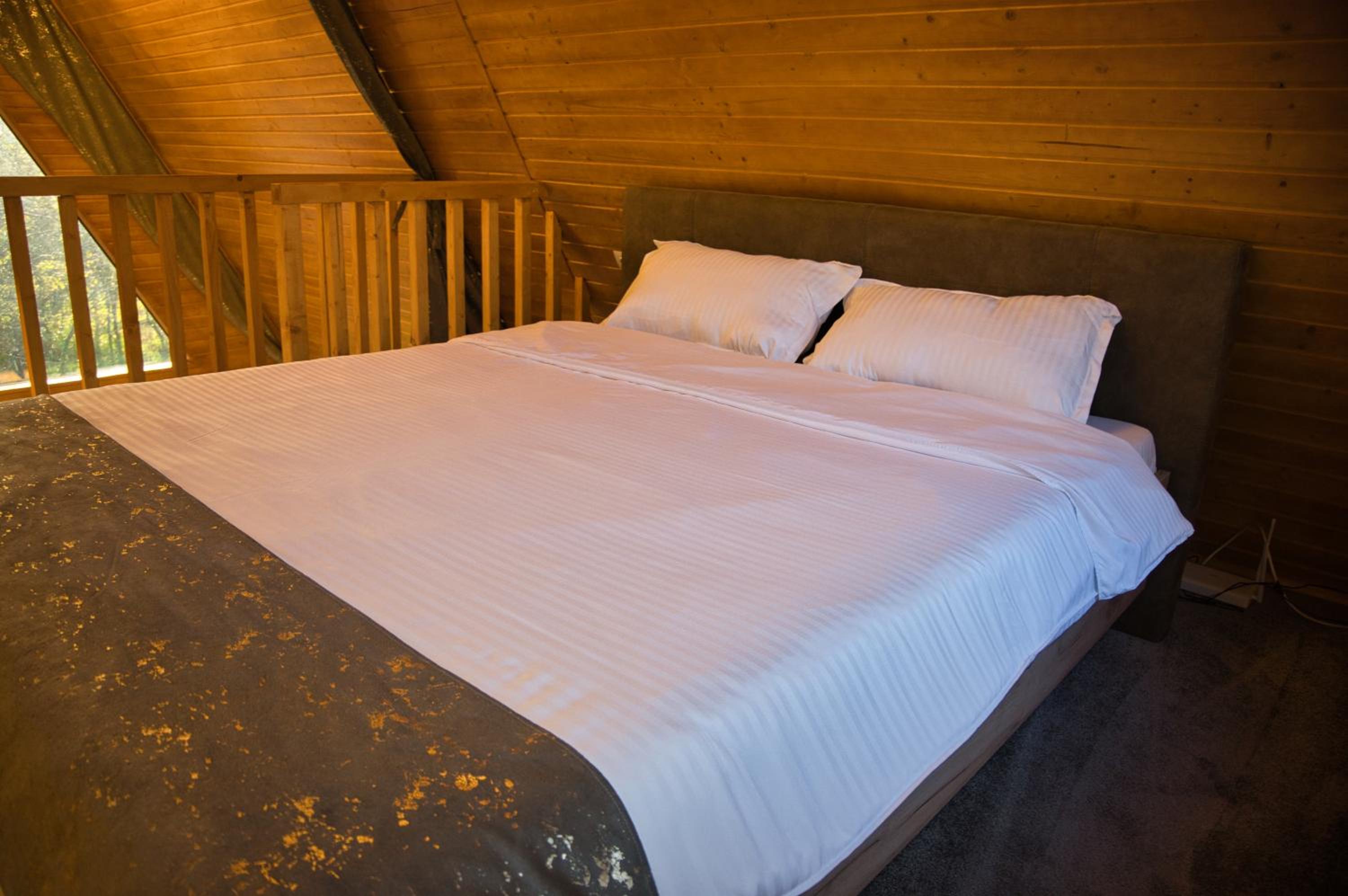 One-Bedroom Chalet photo 1