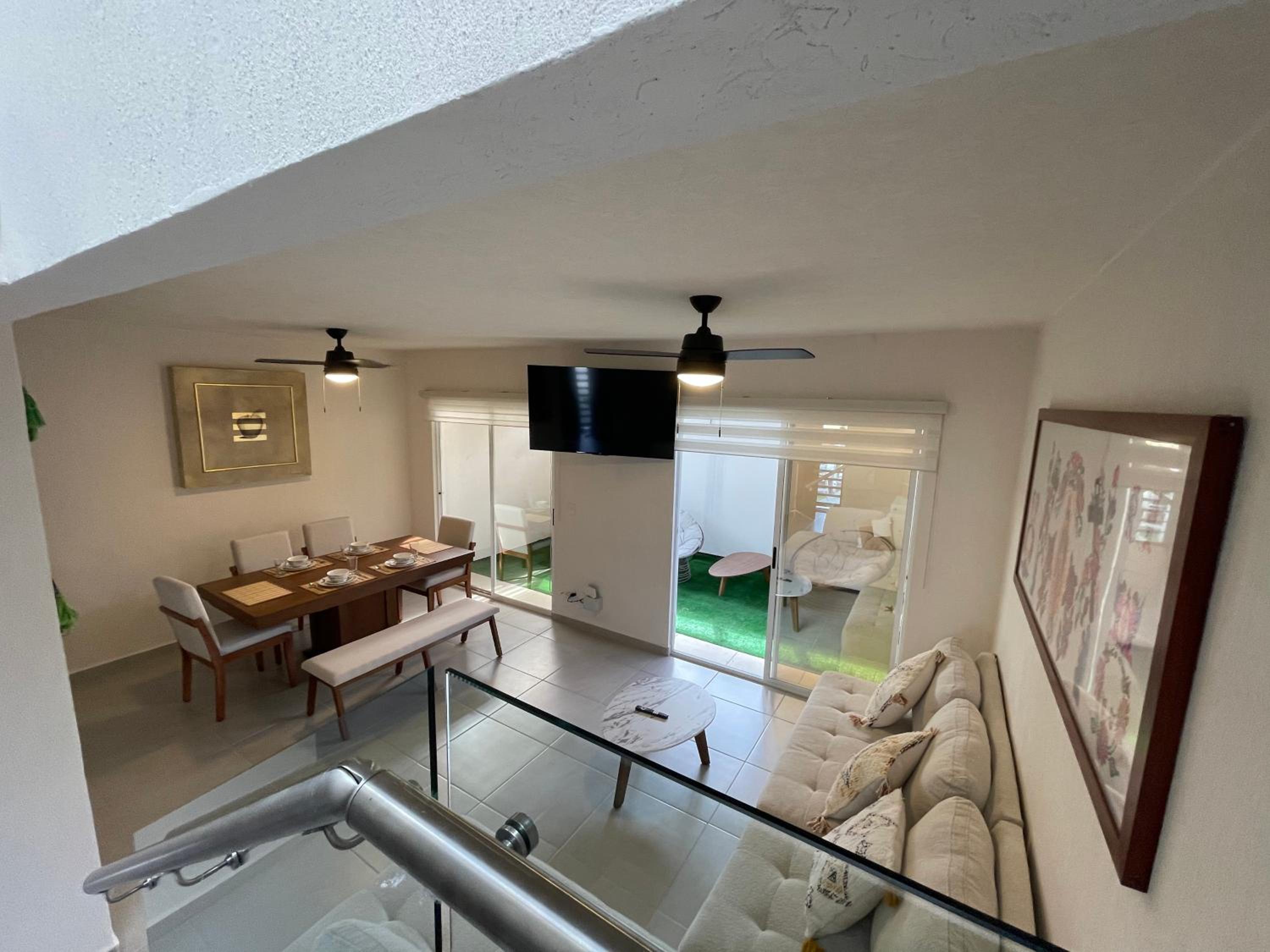 Three-Bedroom House photo 1