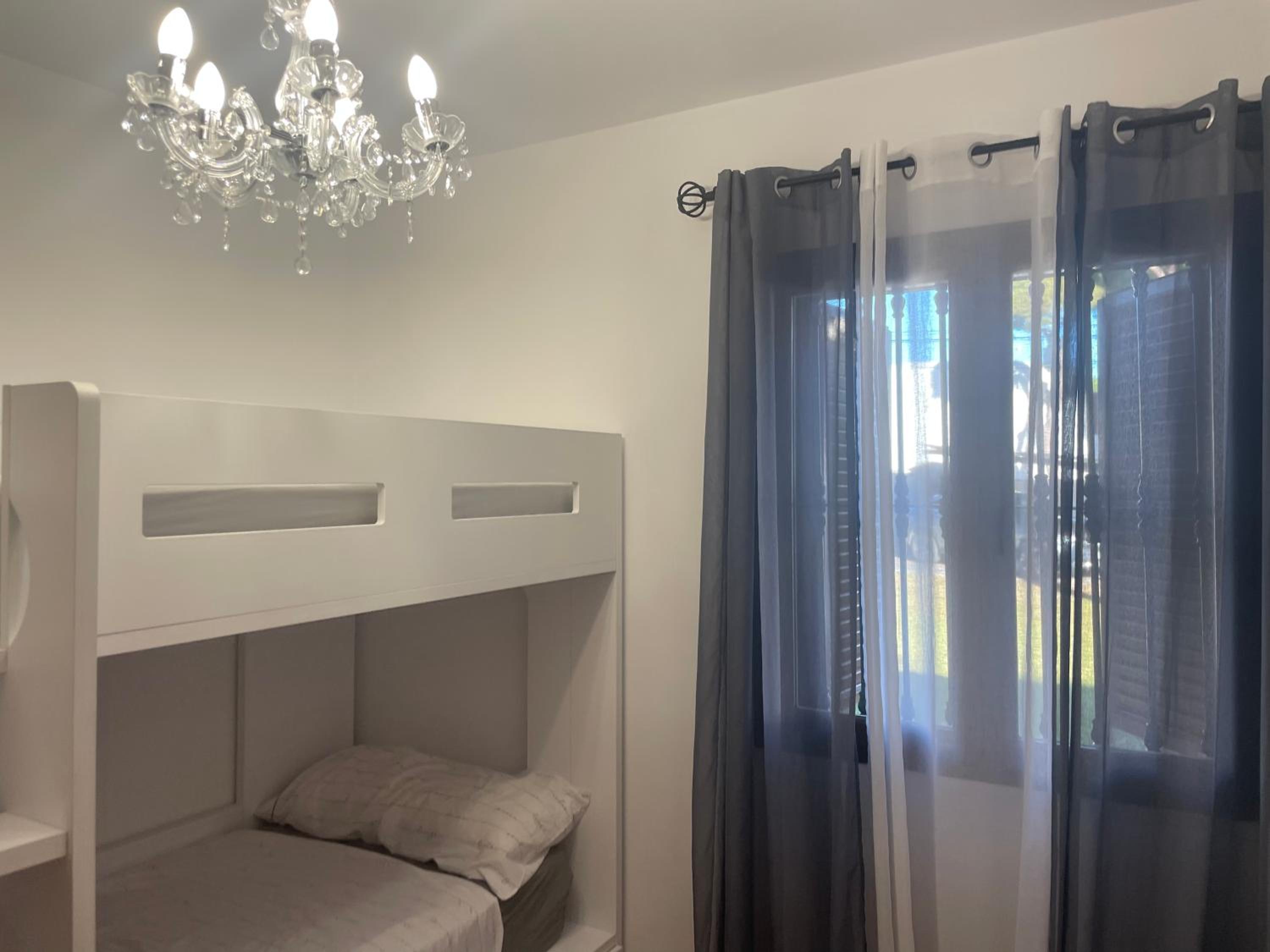 Casa de cuatro habitaciones
