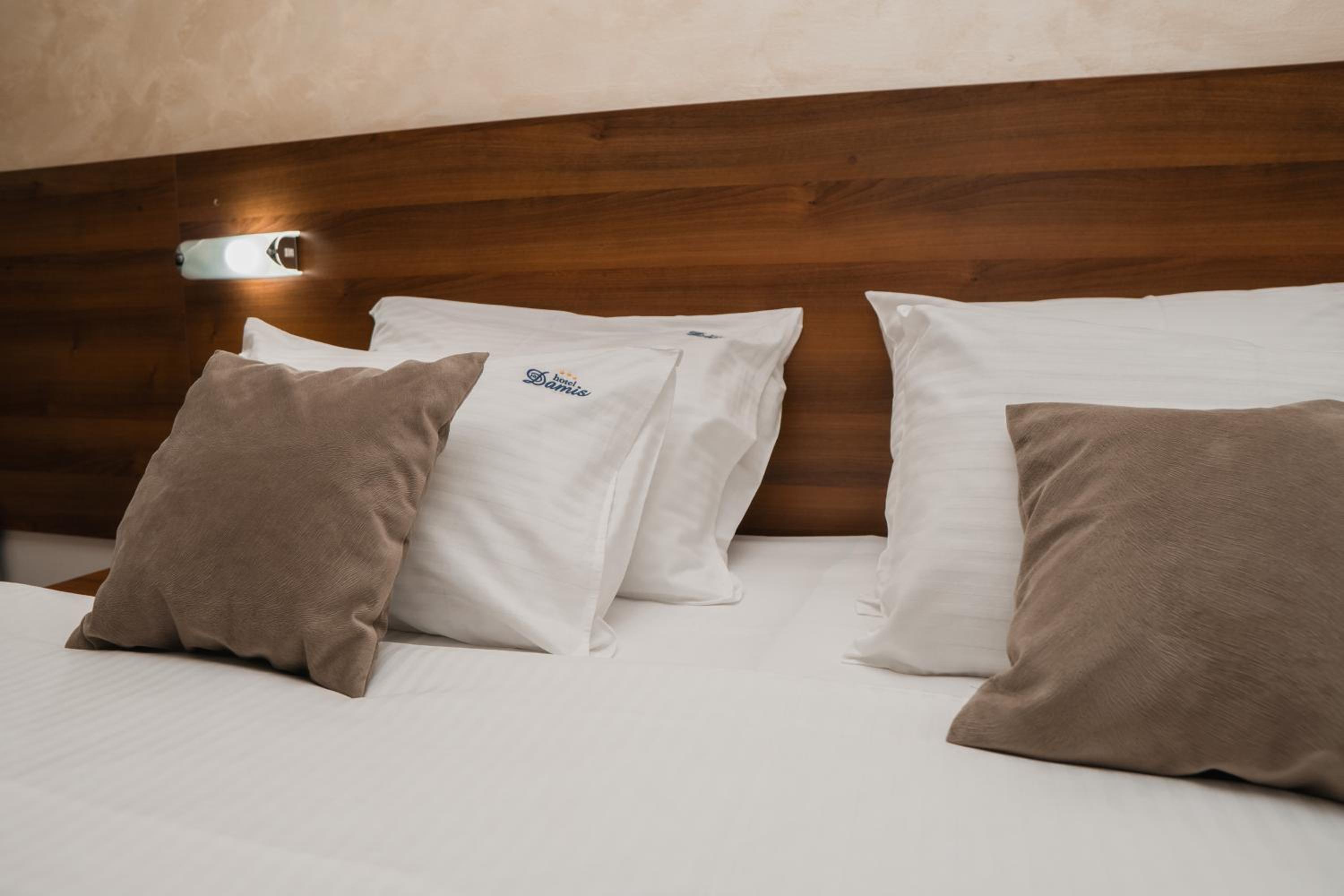 Triple Room - Photo 3