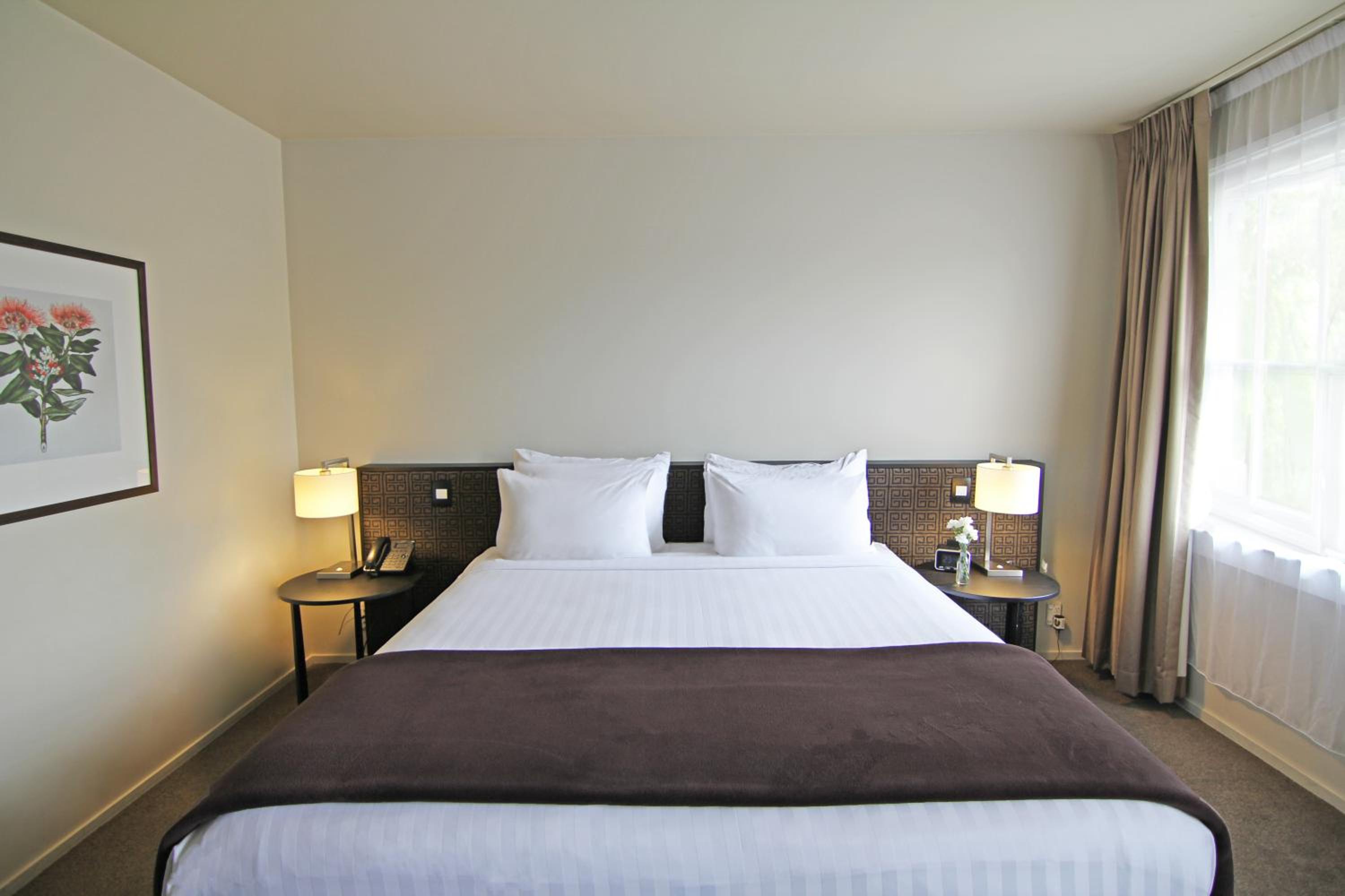 Snug - Photo 1