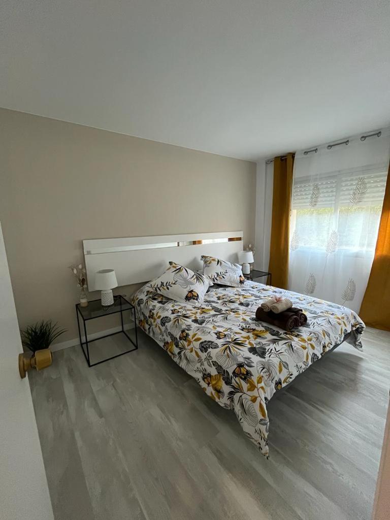 Two-Bedroom Apartment photo 2