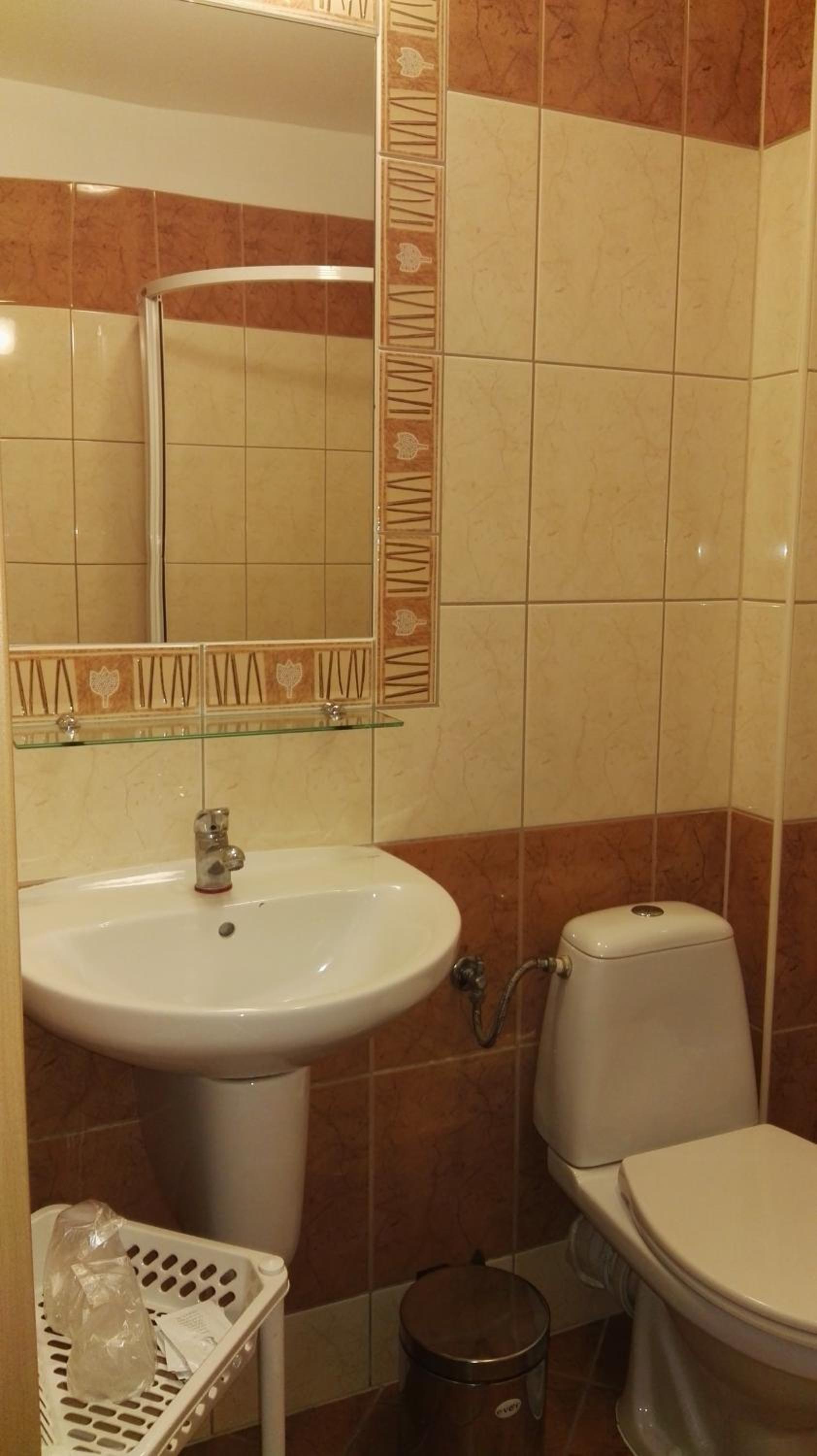 Double or Twin Room - Photo 2