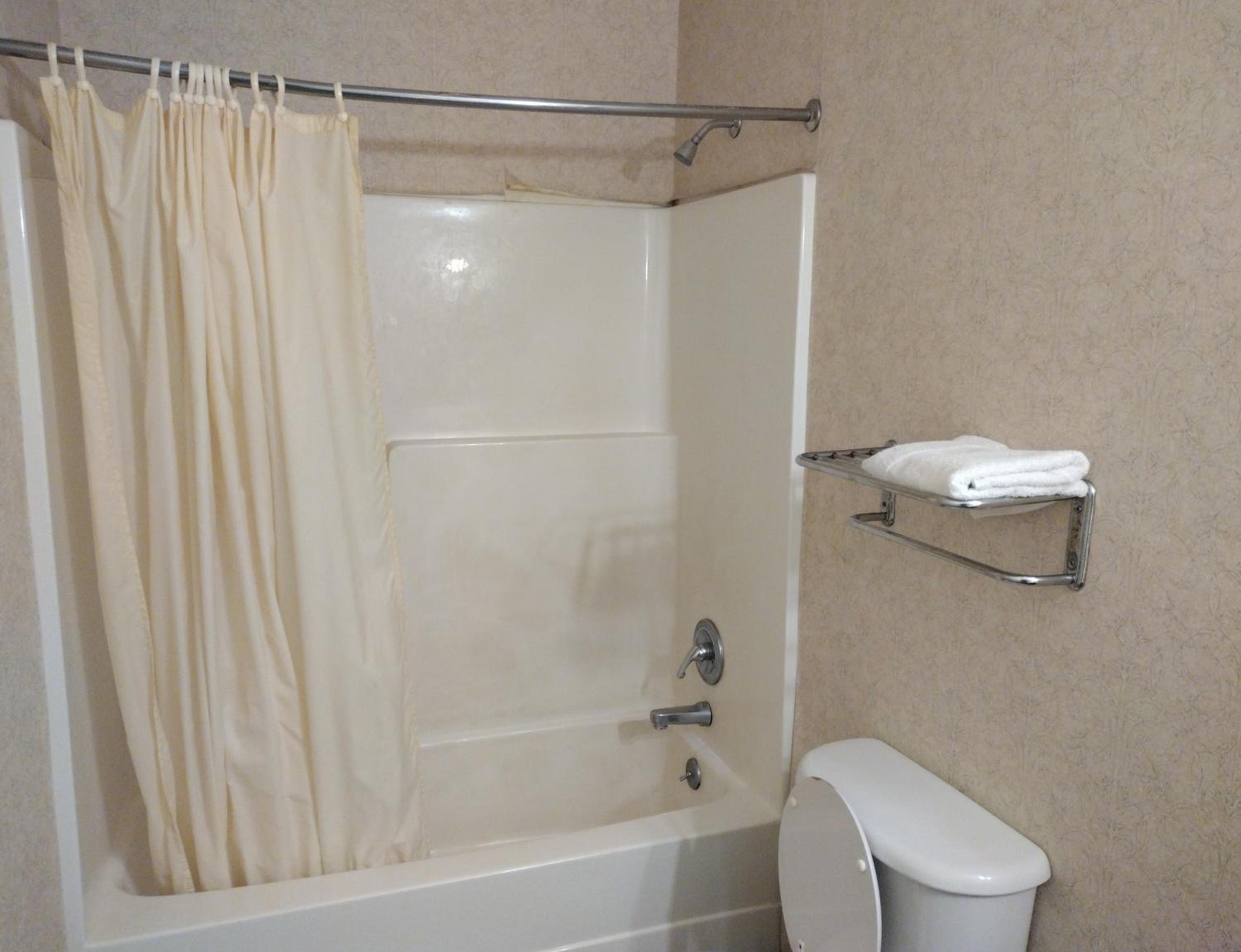 Double Room - Photo 5