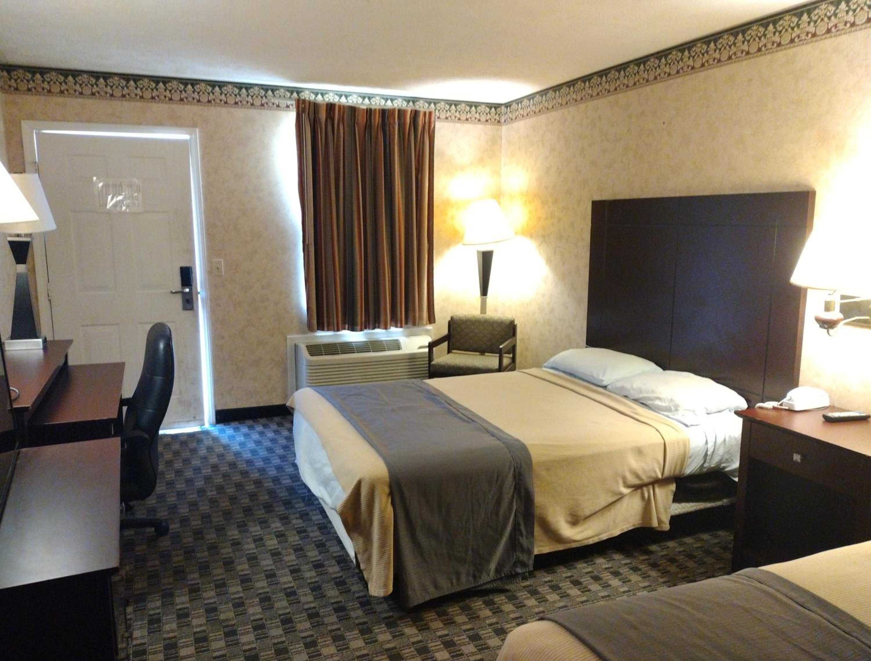 Double Room - Photo 3