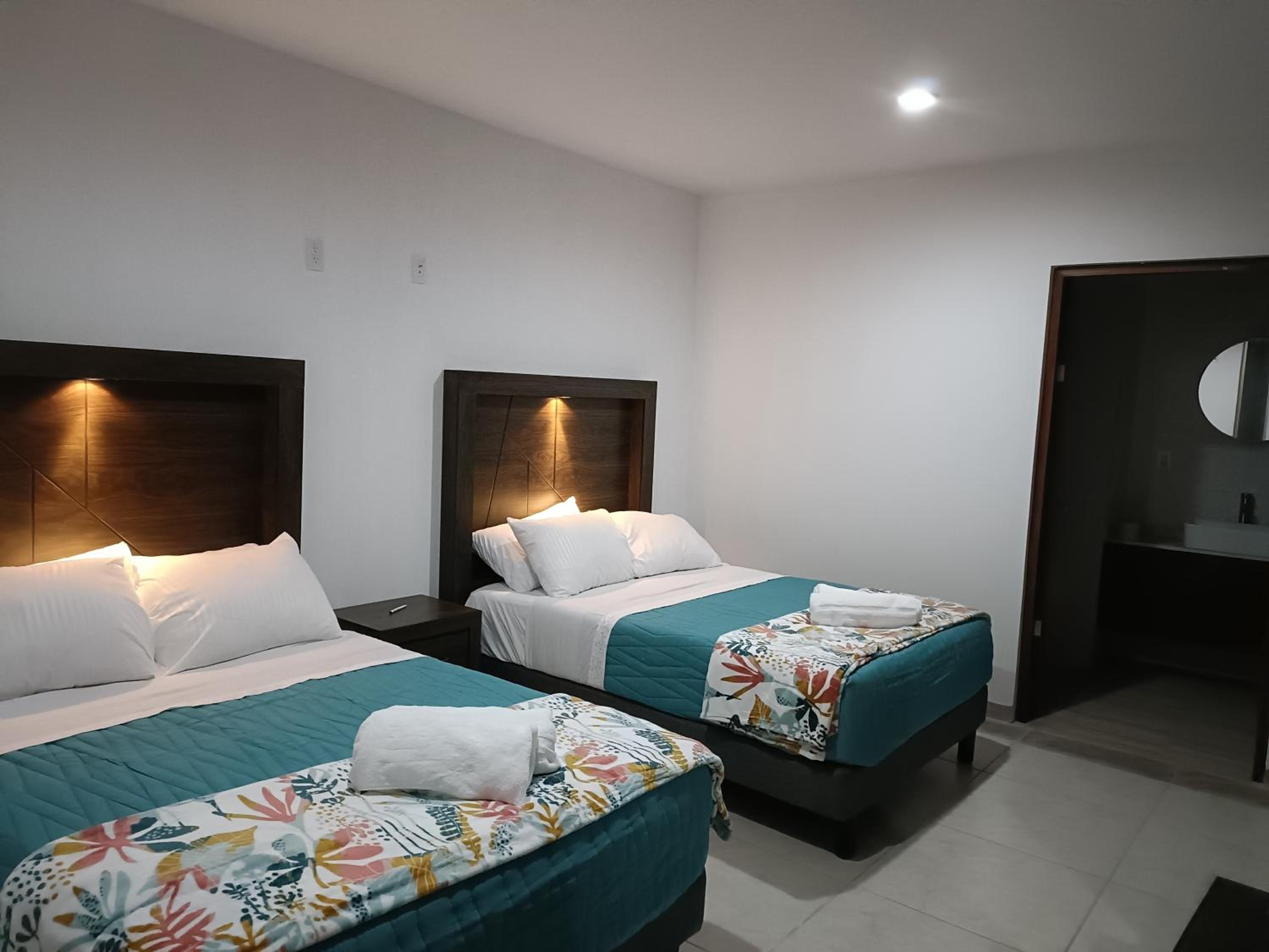 Deluxe Twin Room photo 1