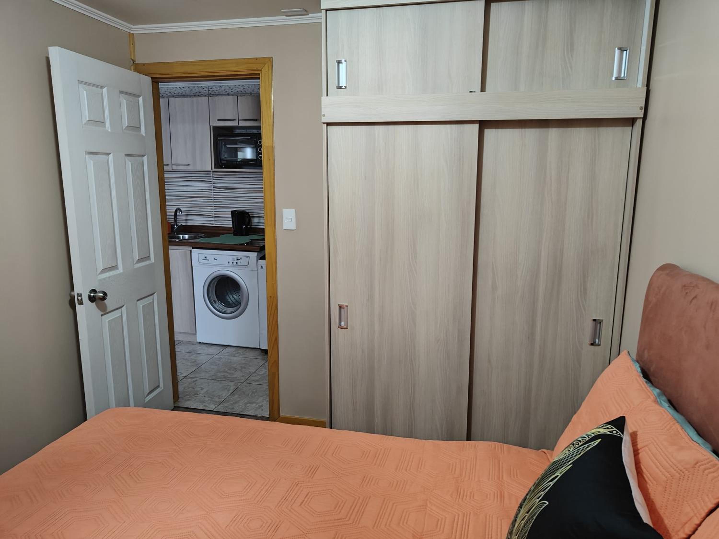 One-Bedroom Apartment photo 2