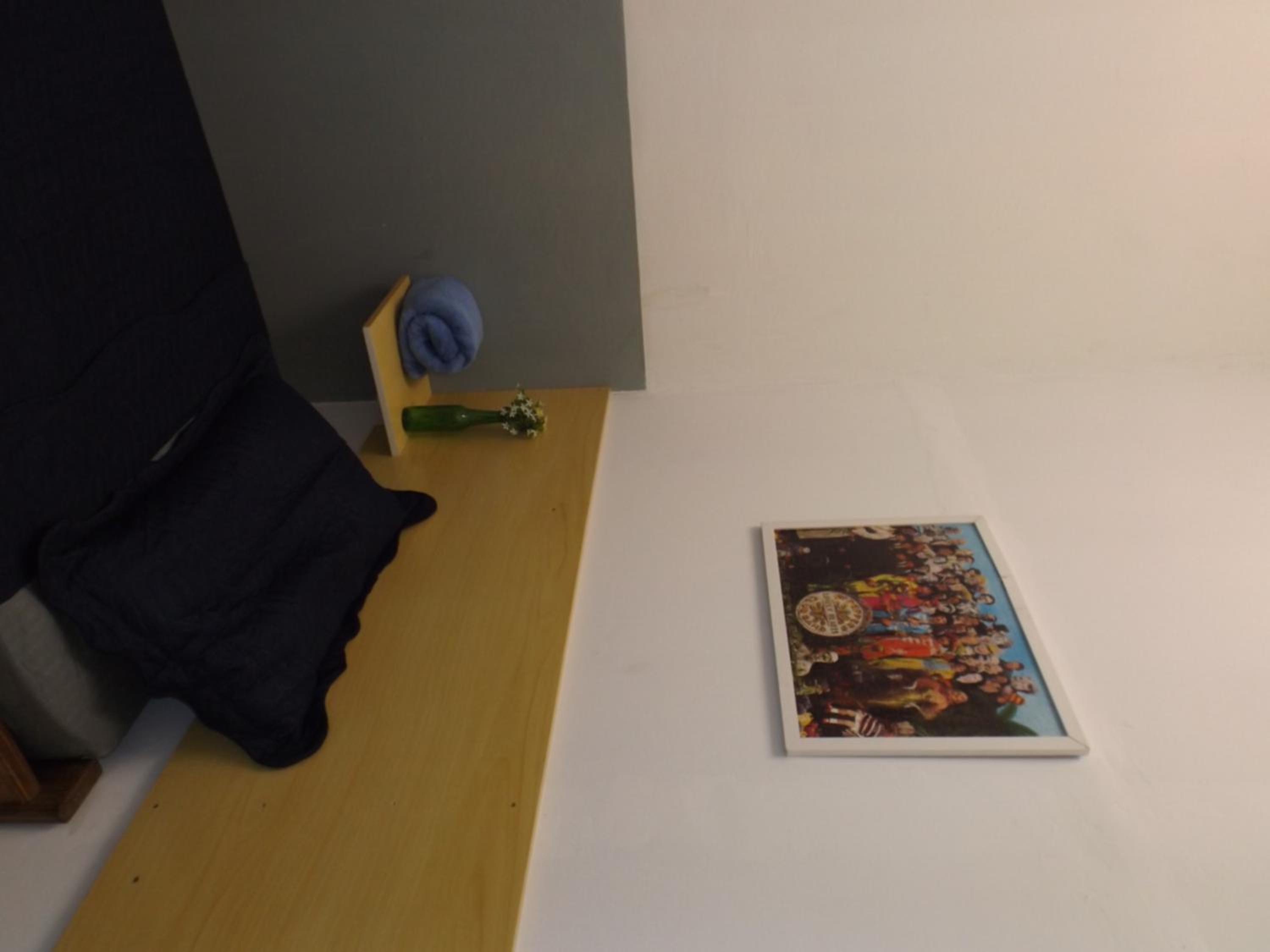 Single Room with Shared Bathroom photo 1