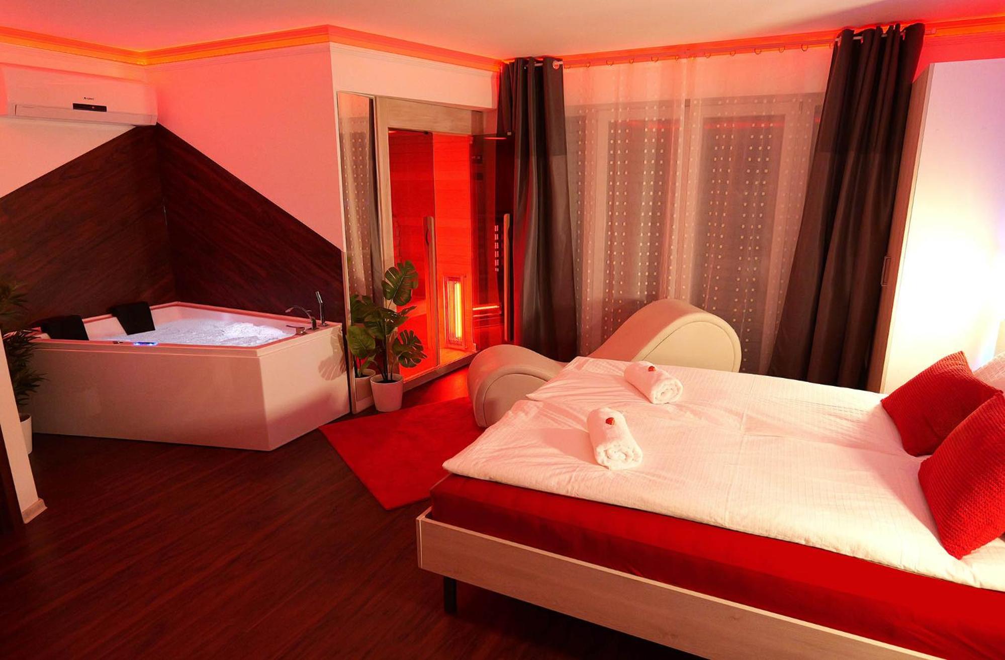 Deluxe Queen Room photo 1