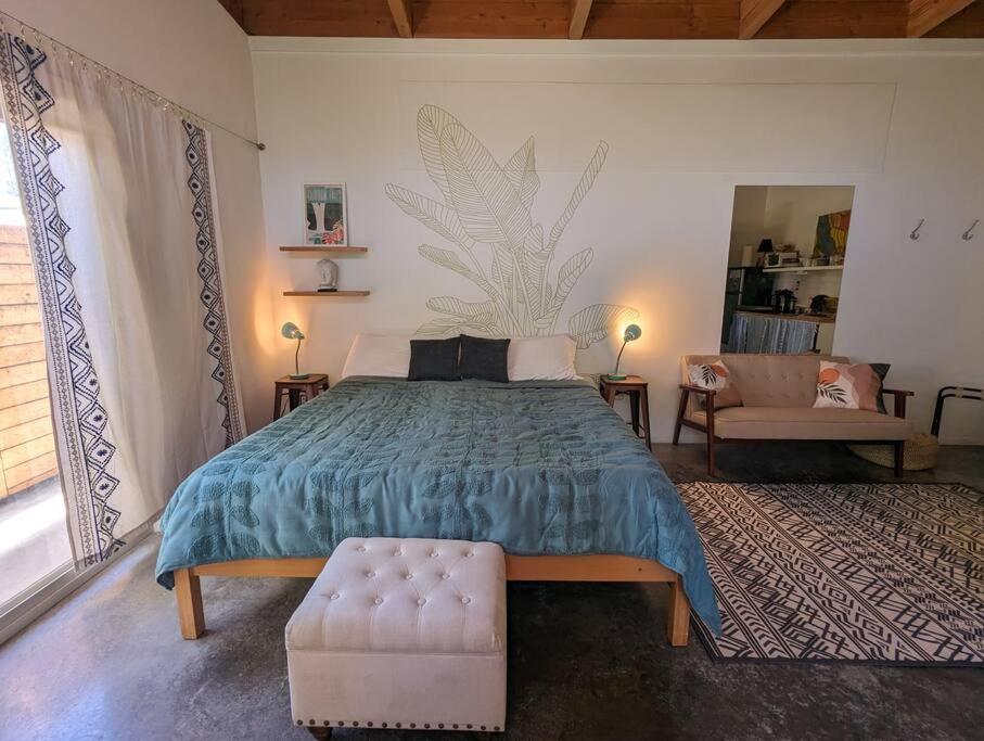 One-Bedroom House photo 1