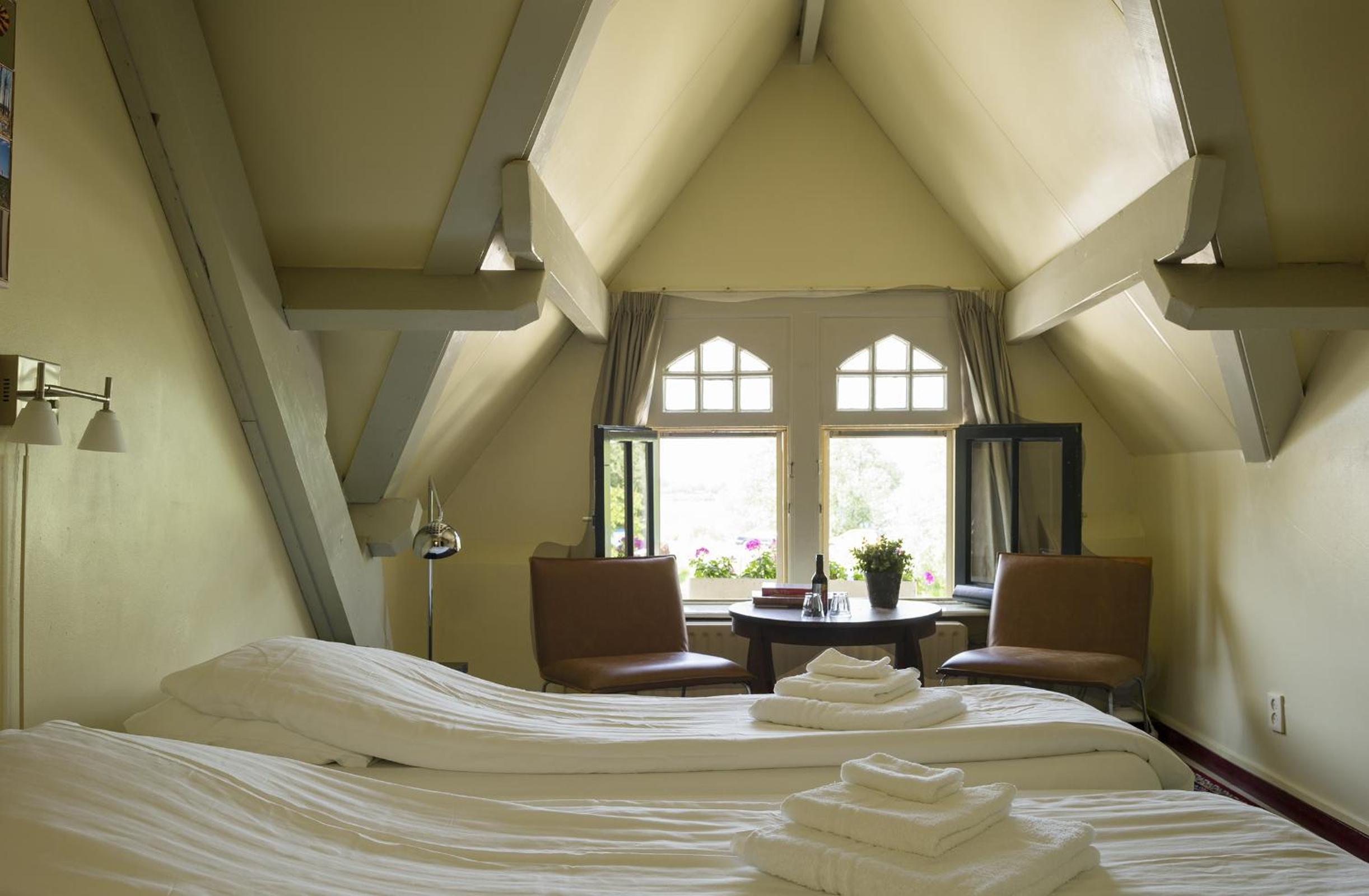Budget Double Room with Private External Bathroom photo 1