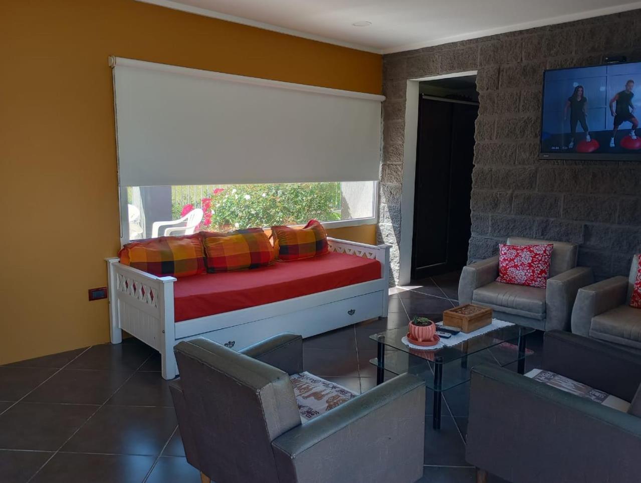 One-Bedroom House photo 2