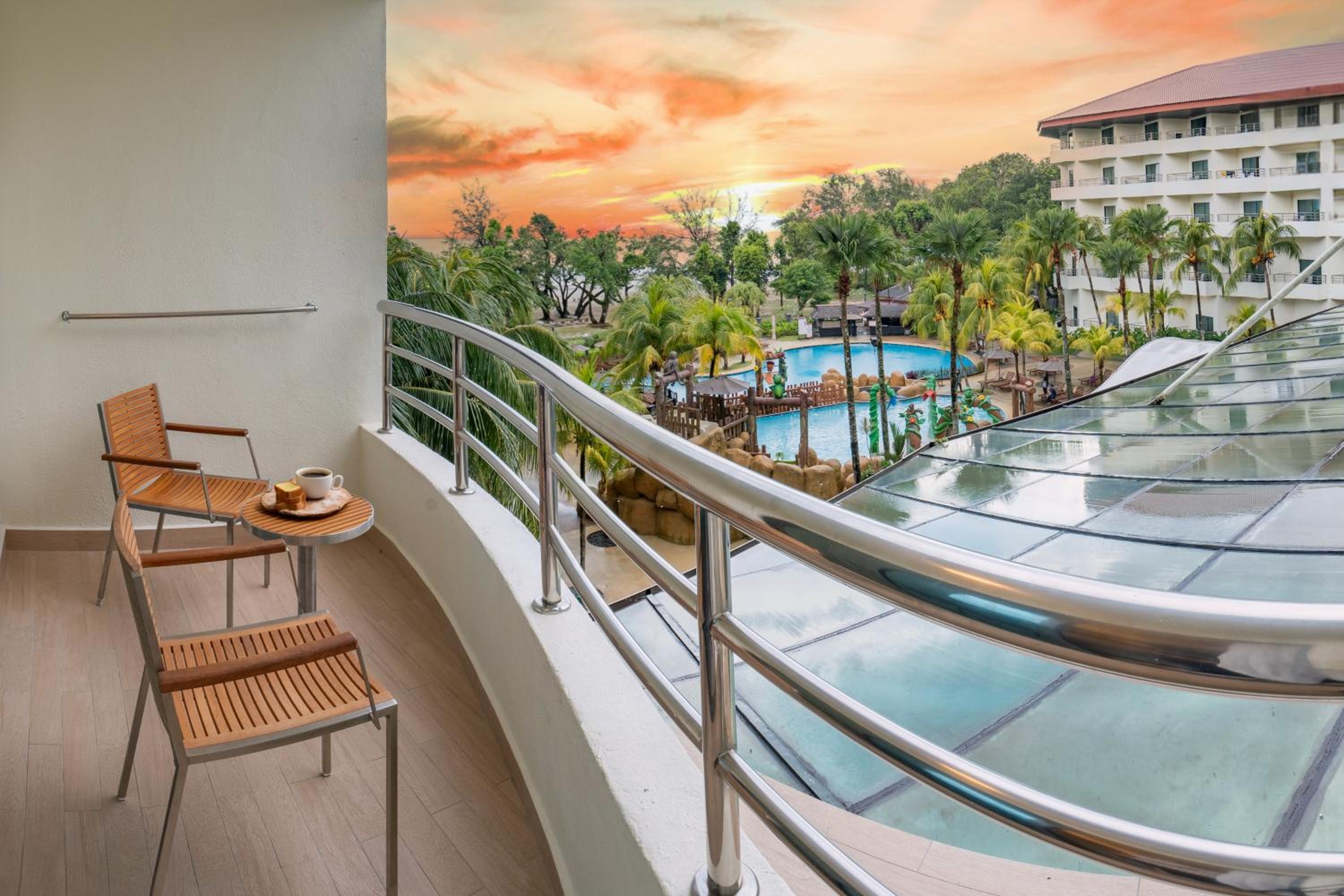 Executive Sea-Facing Suite  - Photo 3