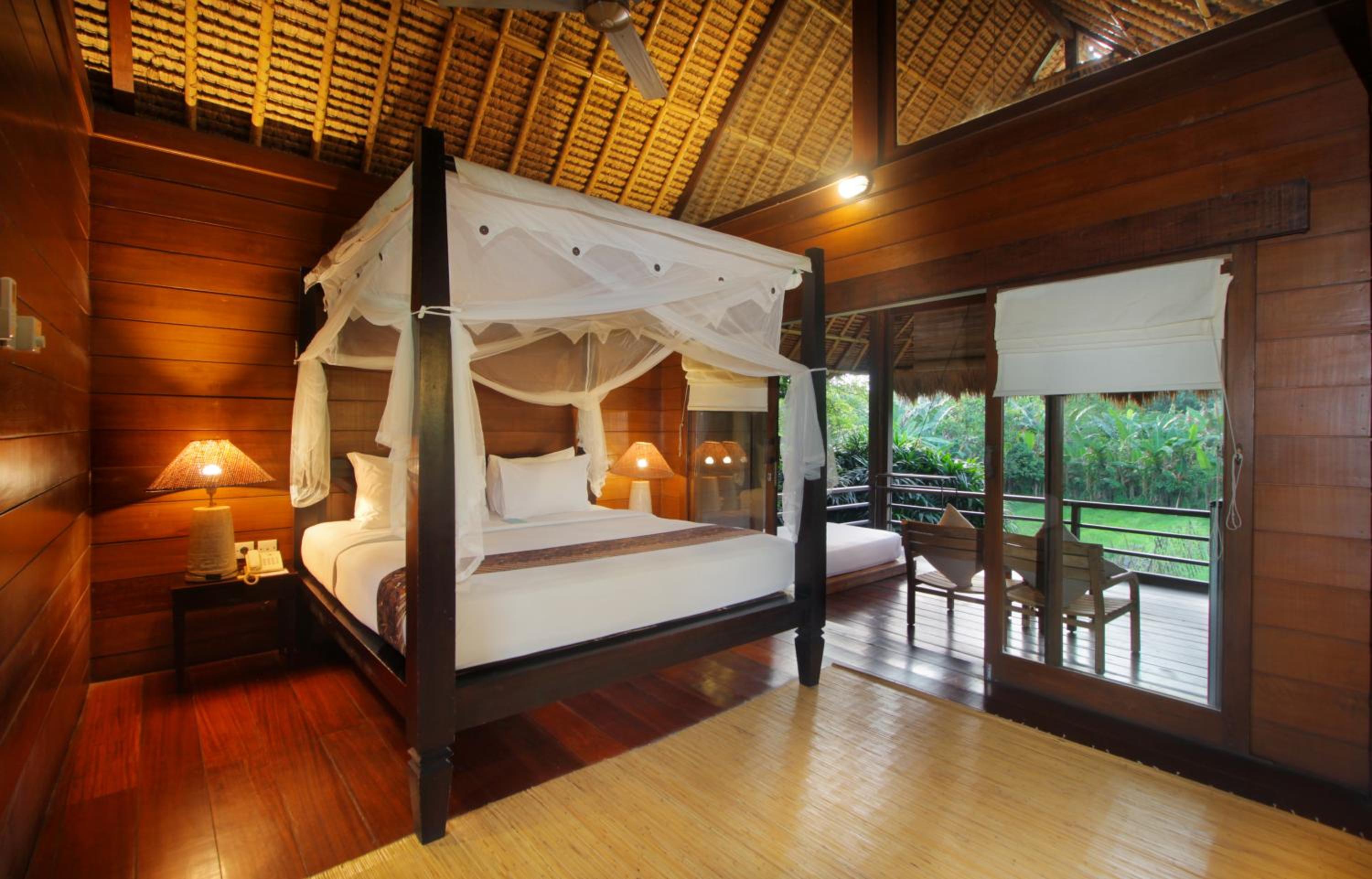 Deluxe Double Wooden Room