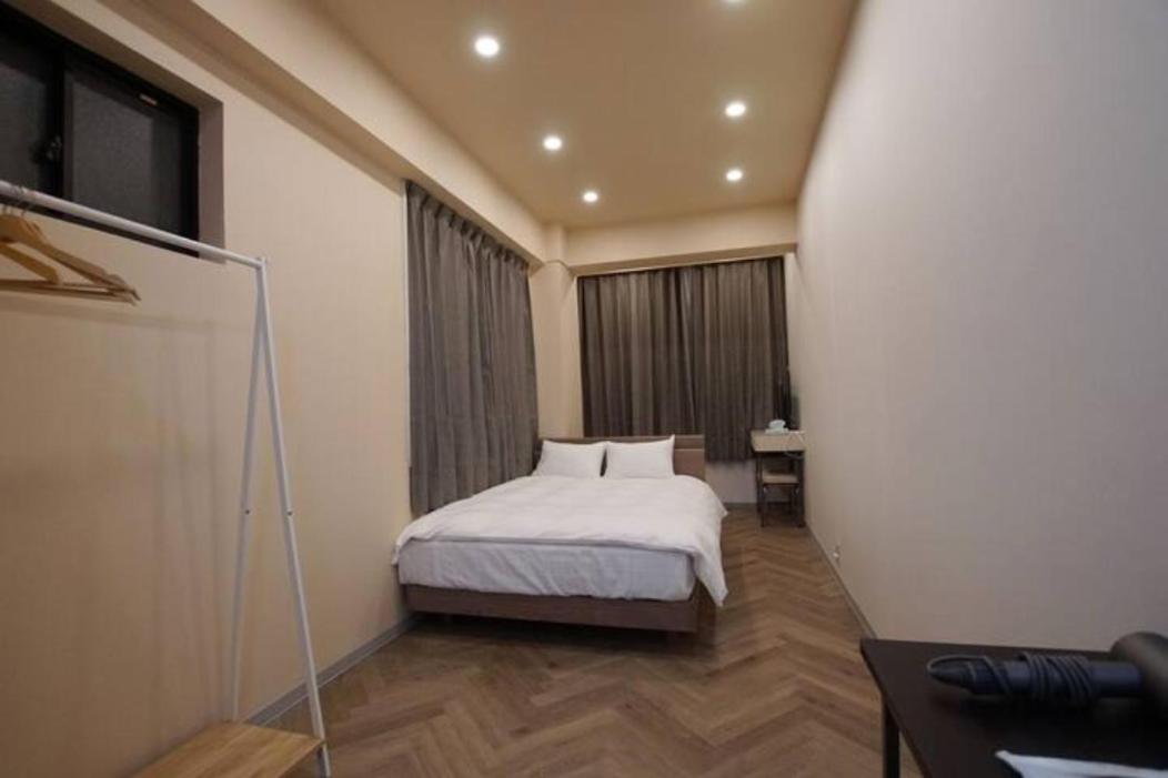Large Double Room photo 3
