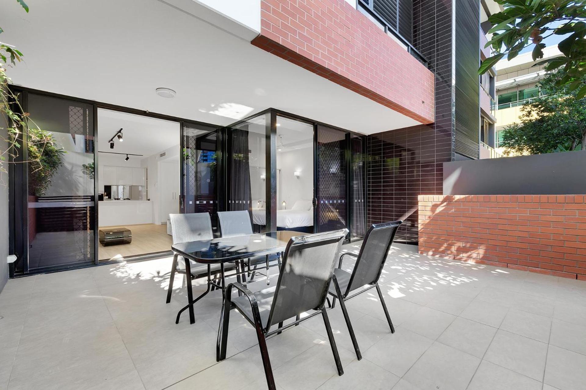 One Bedroom Ground Floor Terrace Apartment thumbnail 5