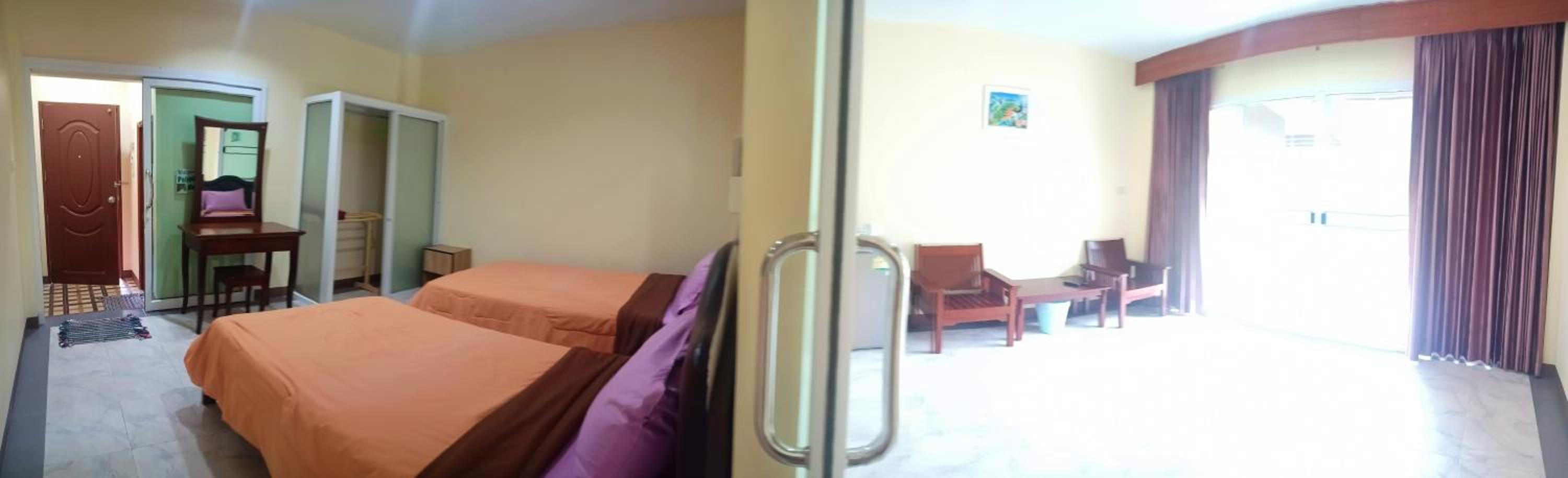 Deluxe Twin Room photo 1