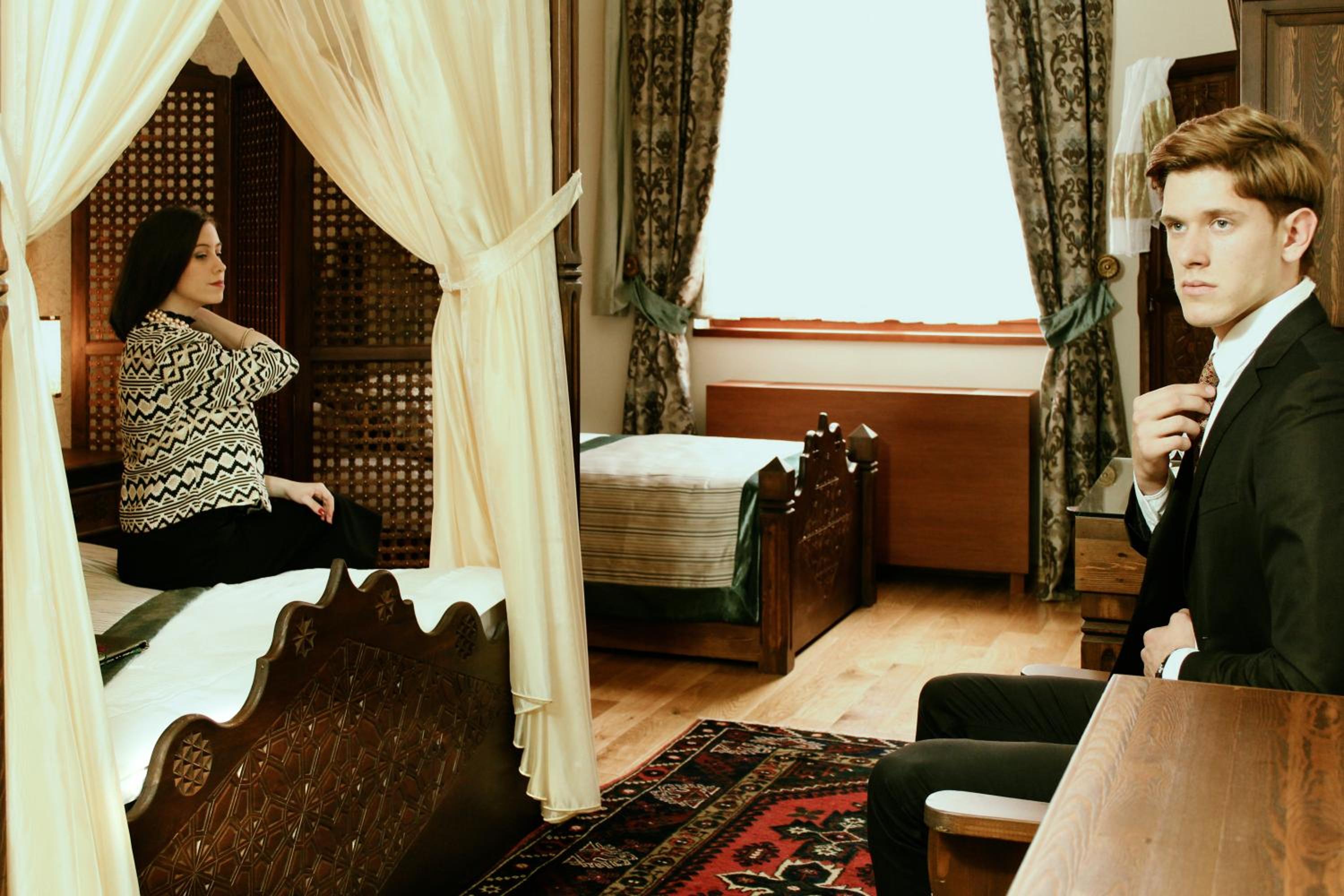 Comfort Family Room - Photo 3