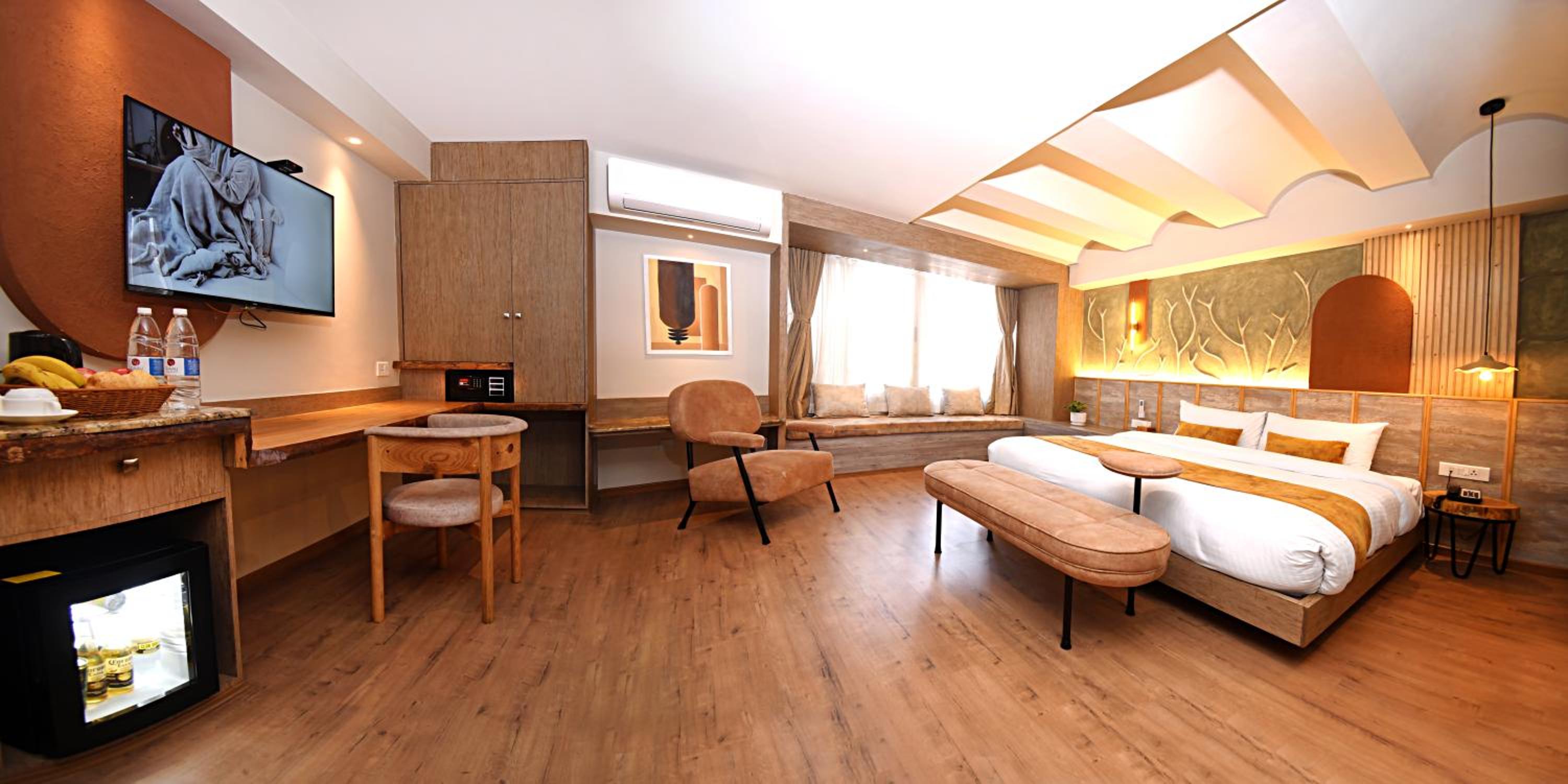 Deluxe Double Room - Photo 8