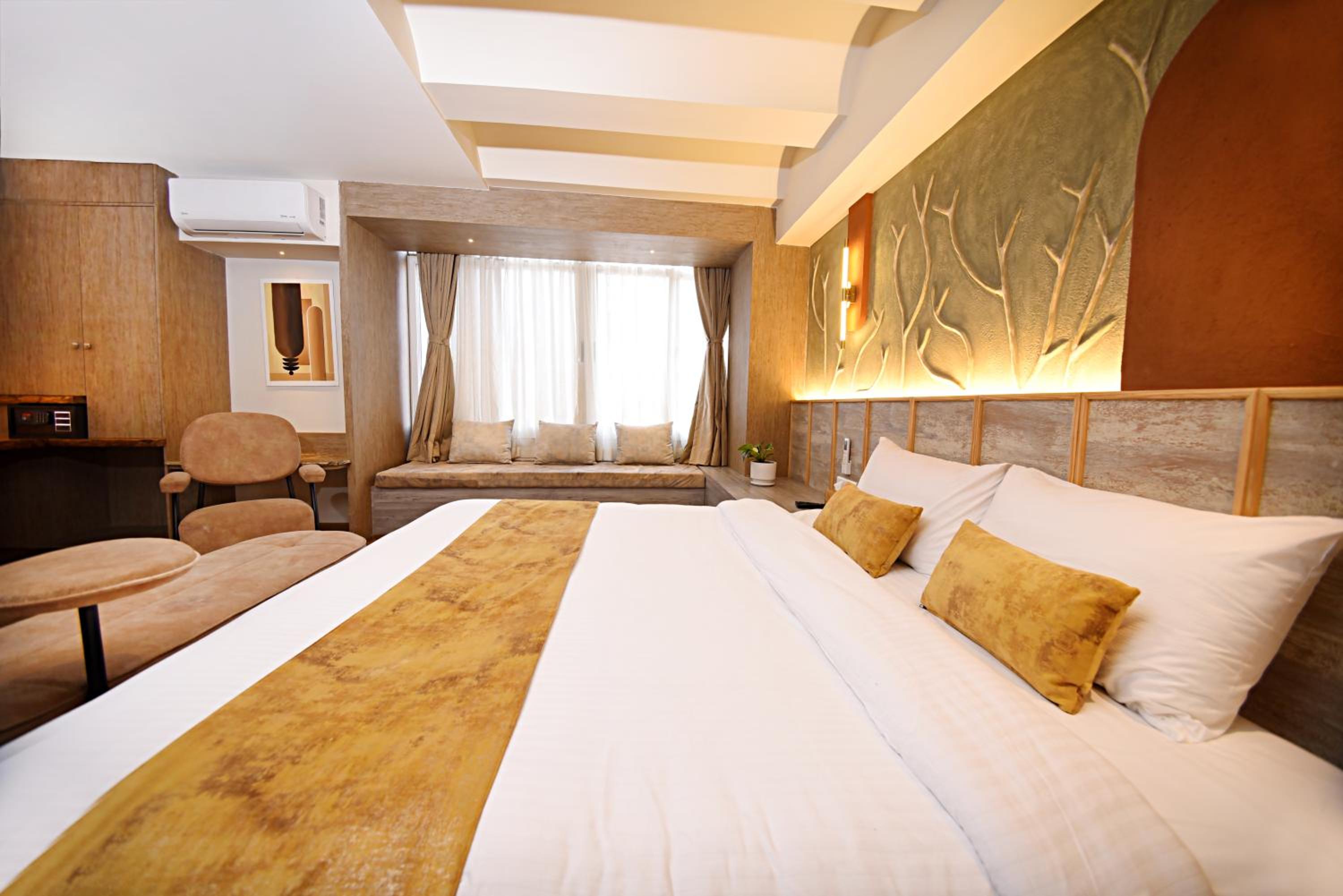 Deluxe Double Room - Photo 7