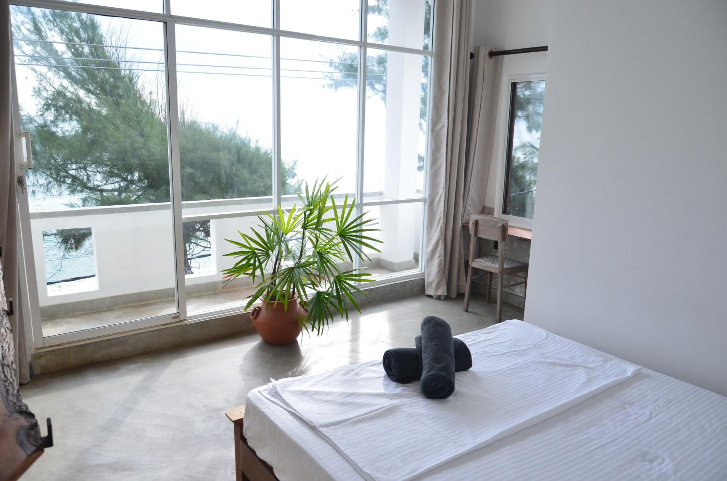 Deluxe Double Room with Balcony and Sea View photo 1