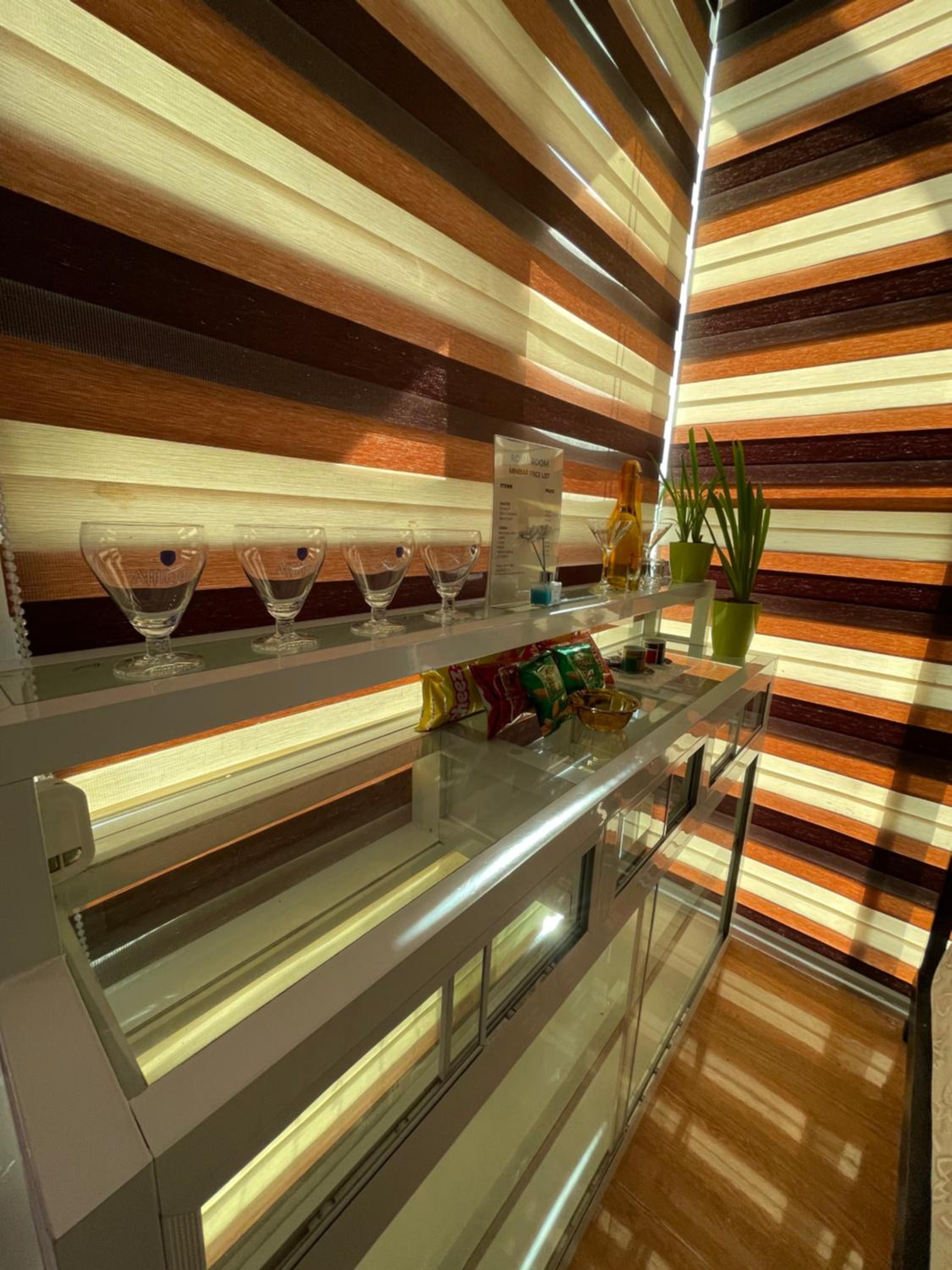 Family Room with Terrace - Photo 9