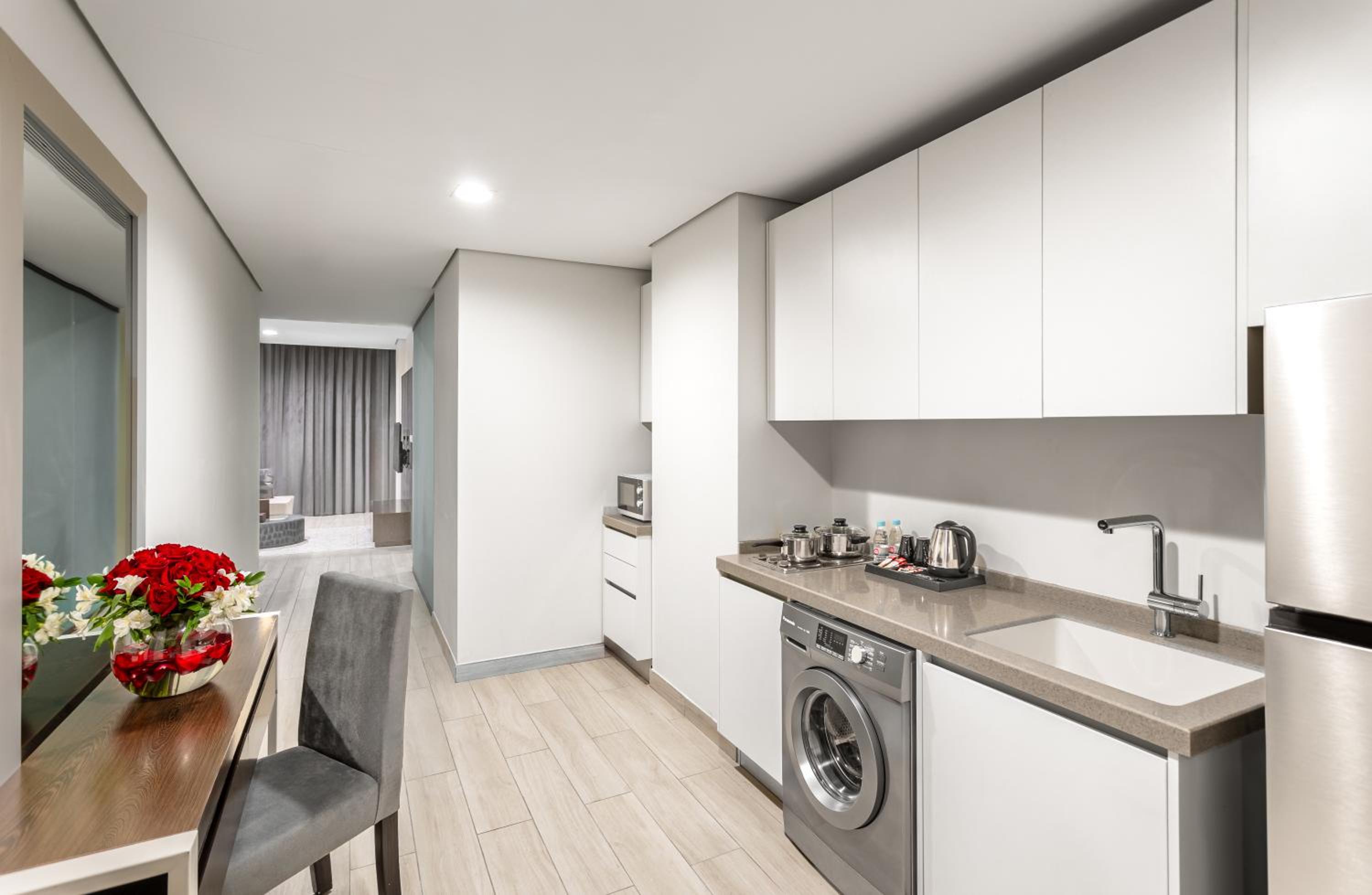 Deluxe Apartment - Photo 9