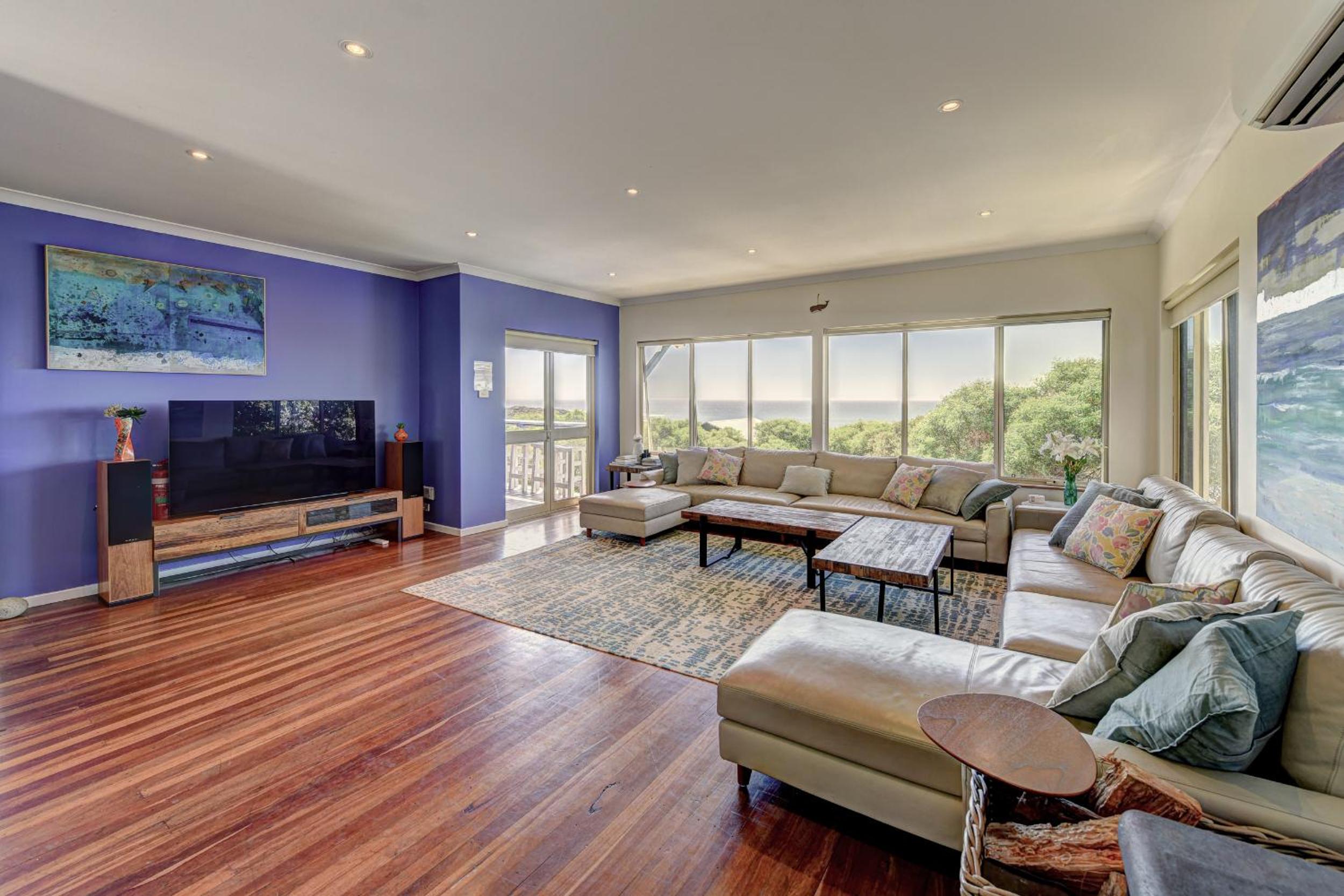 Four-Bedroom House photo 1