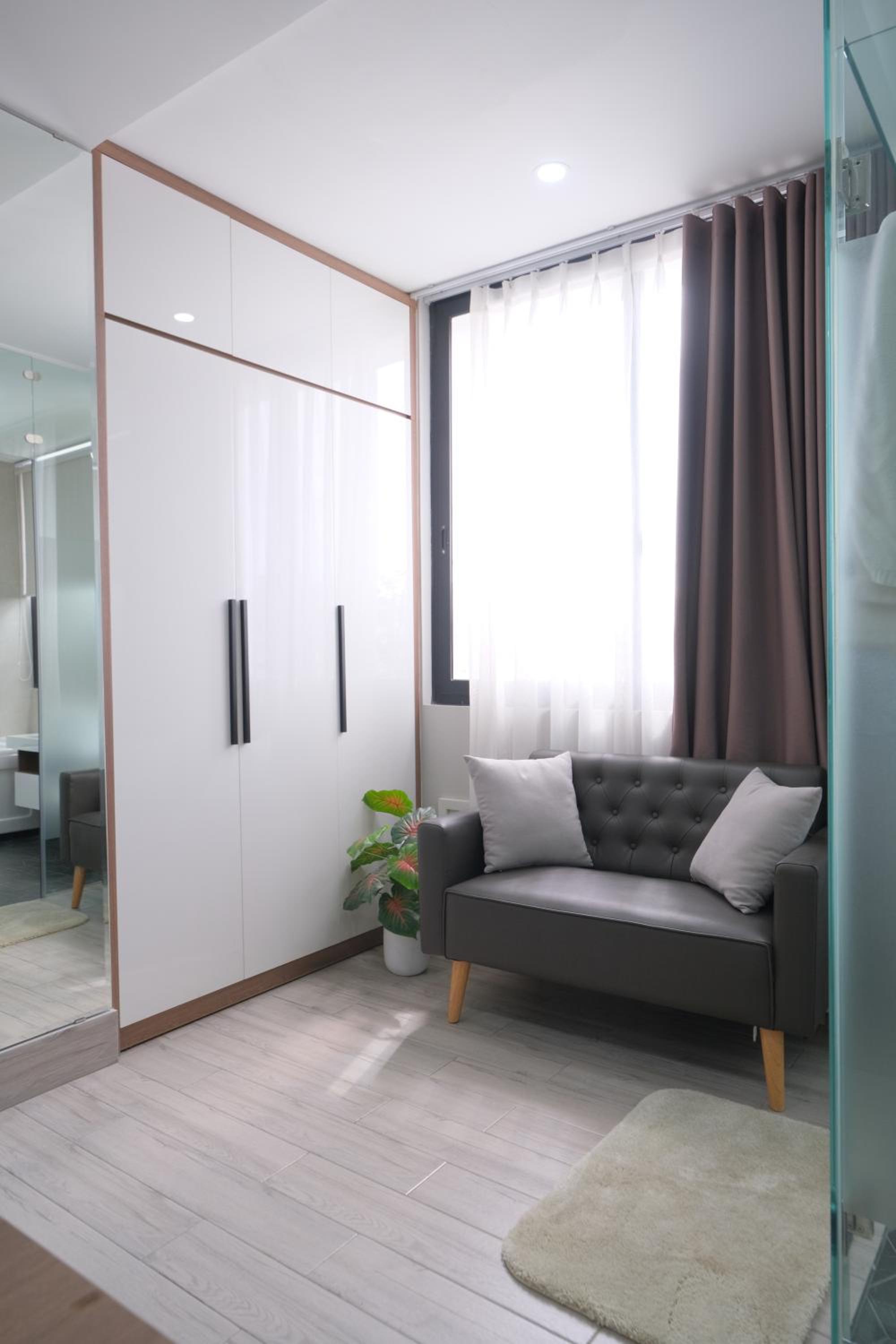Deluxe Room (2 Adults + 1 Child)