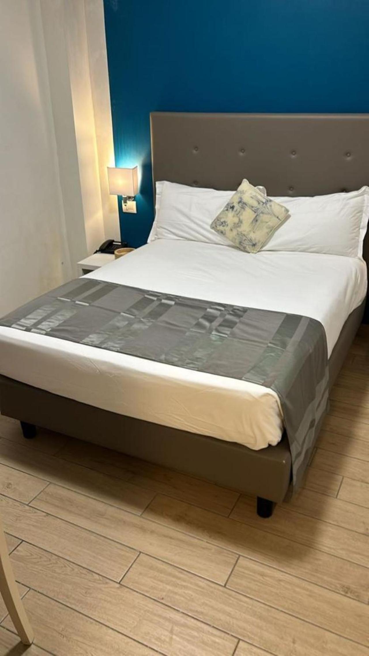 Large Single Room