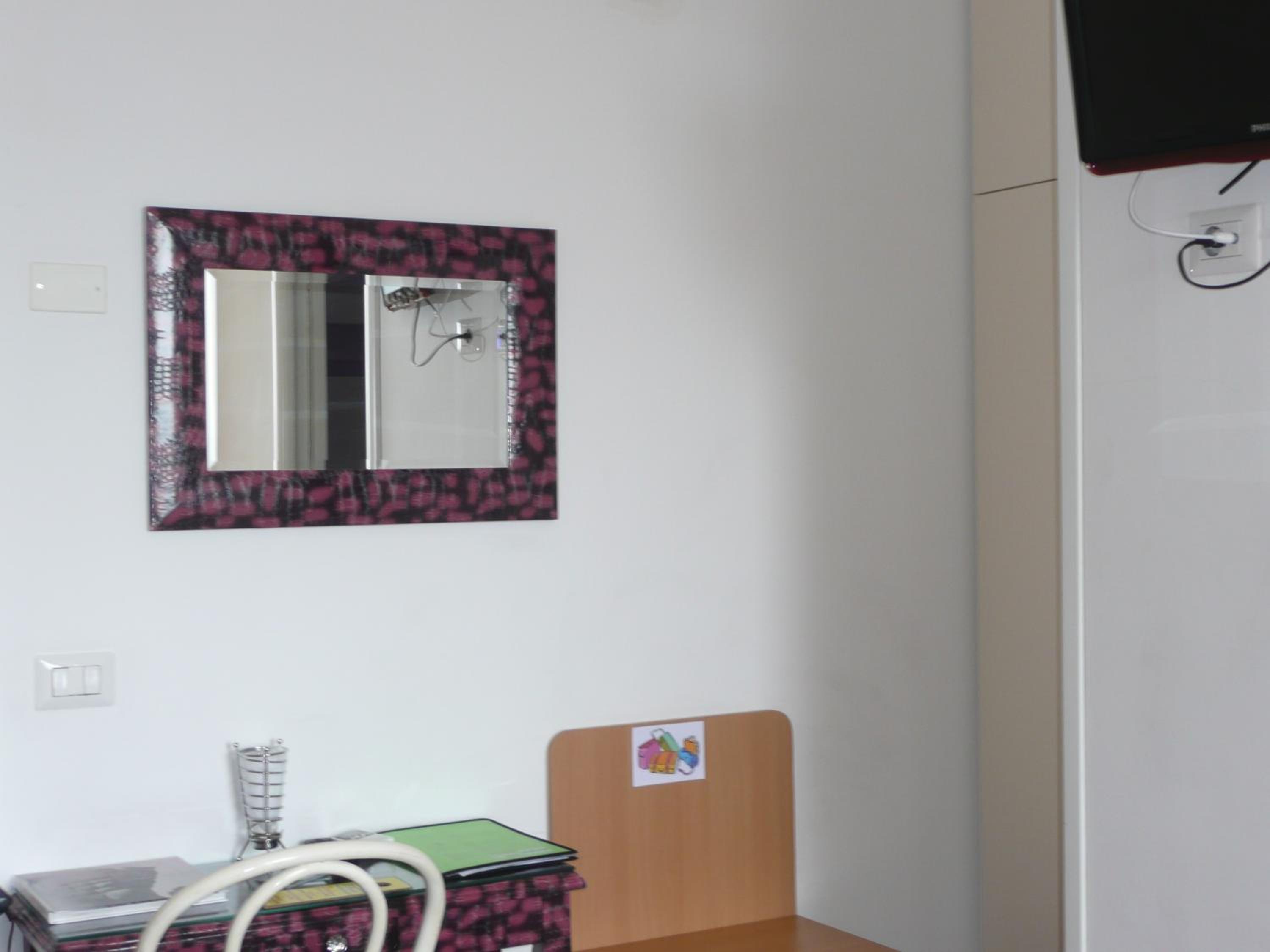 Double Room with Sea View - Photo 2