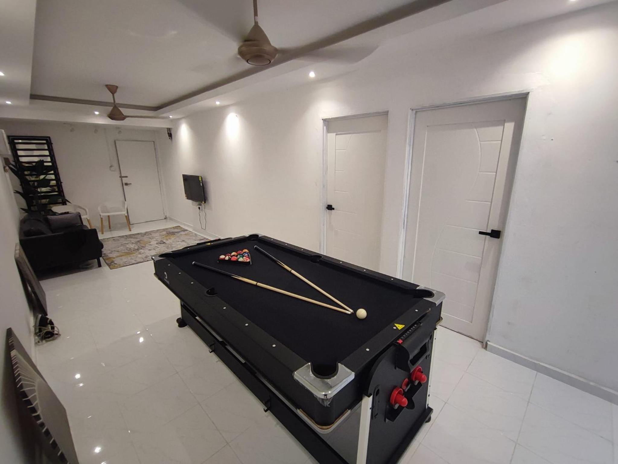Three-Bedroom House photo 1