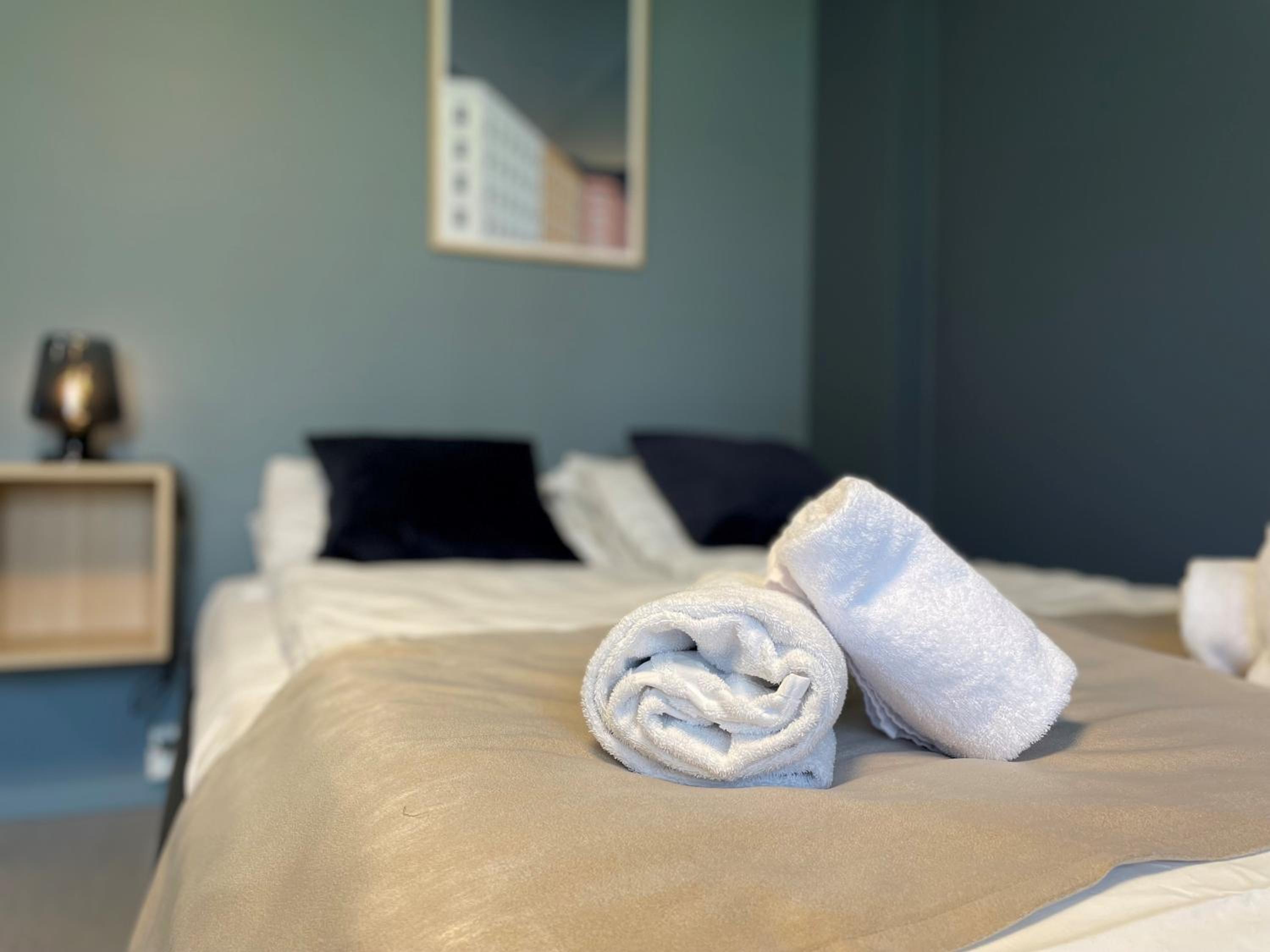 Queen Room - Disability Access photo 3