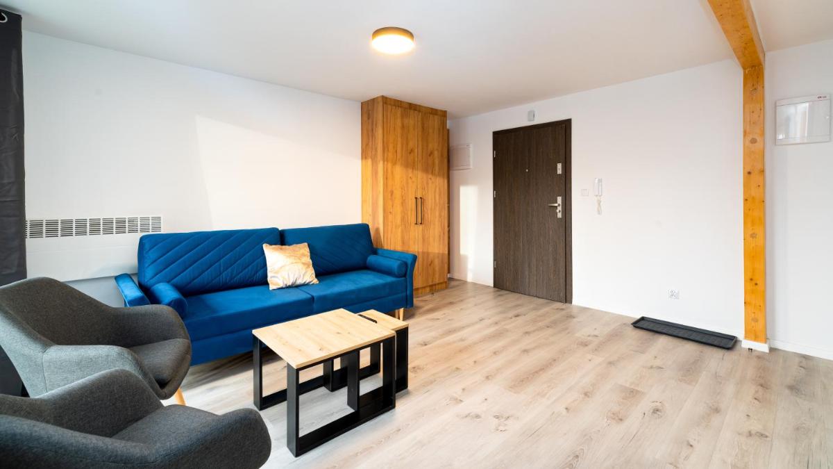 One-Bedroom Apartment photo 1