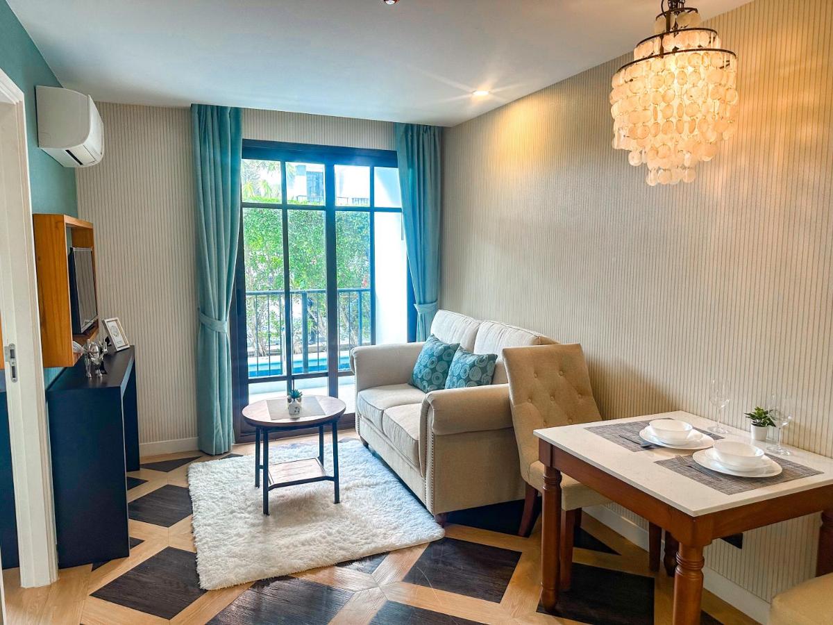 King Room with Balcony