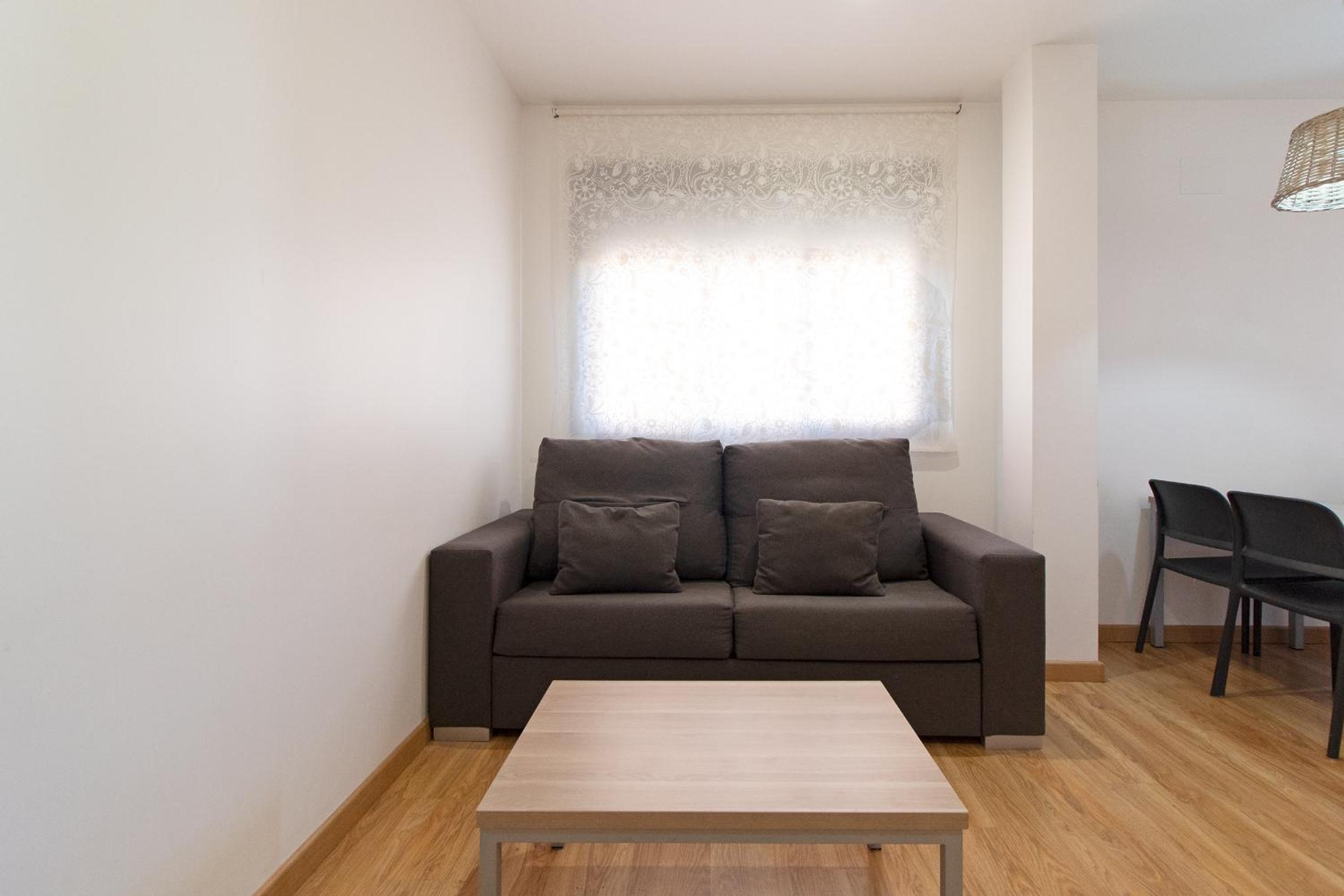 Apartment photo 2