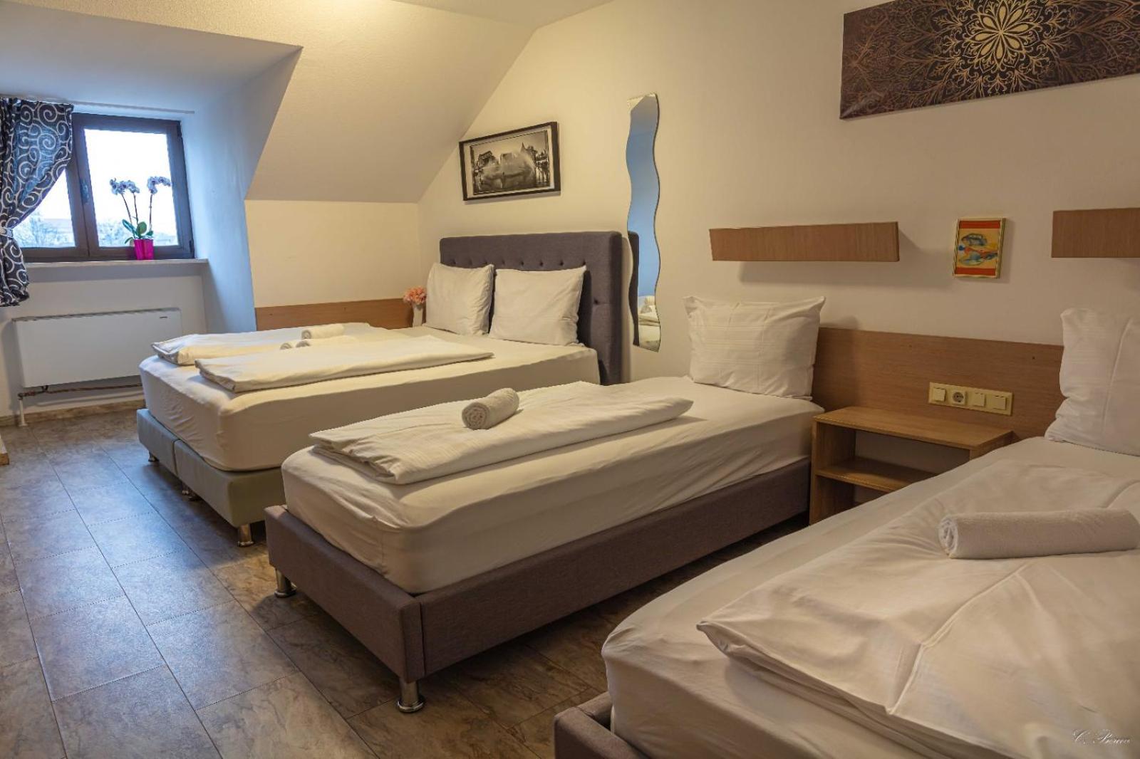 Studio Apartment 4 bed room without Balcony