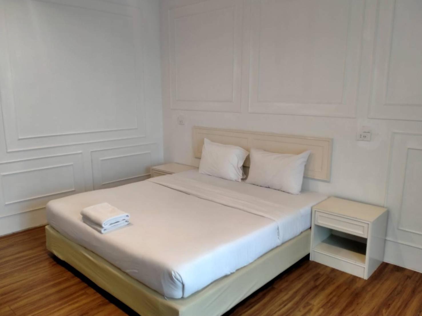 Standard Double Room - Photo 4