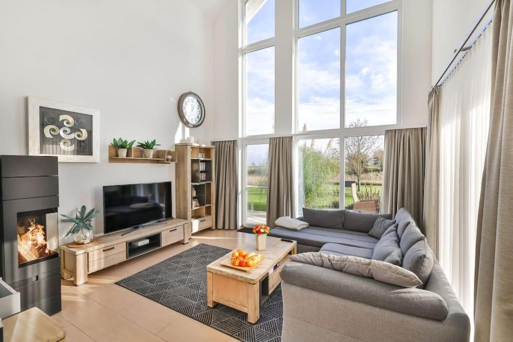 Four-Bedroom House photo 1