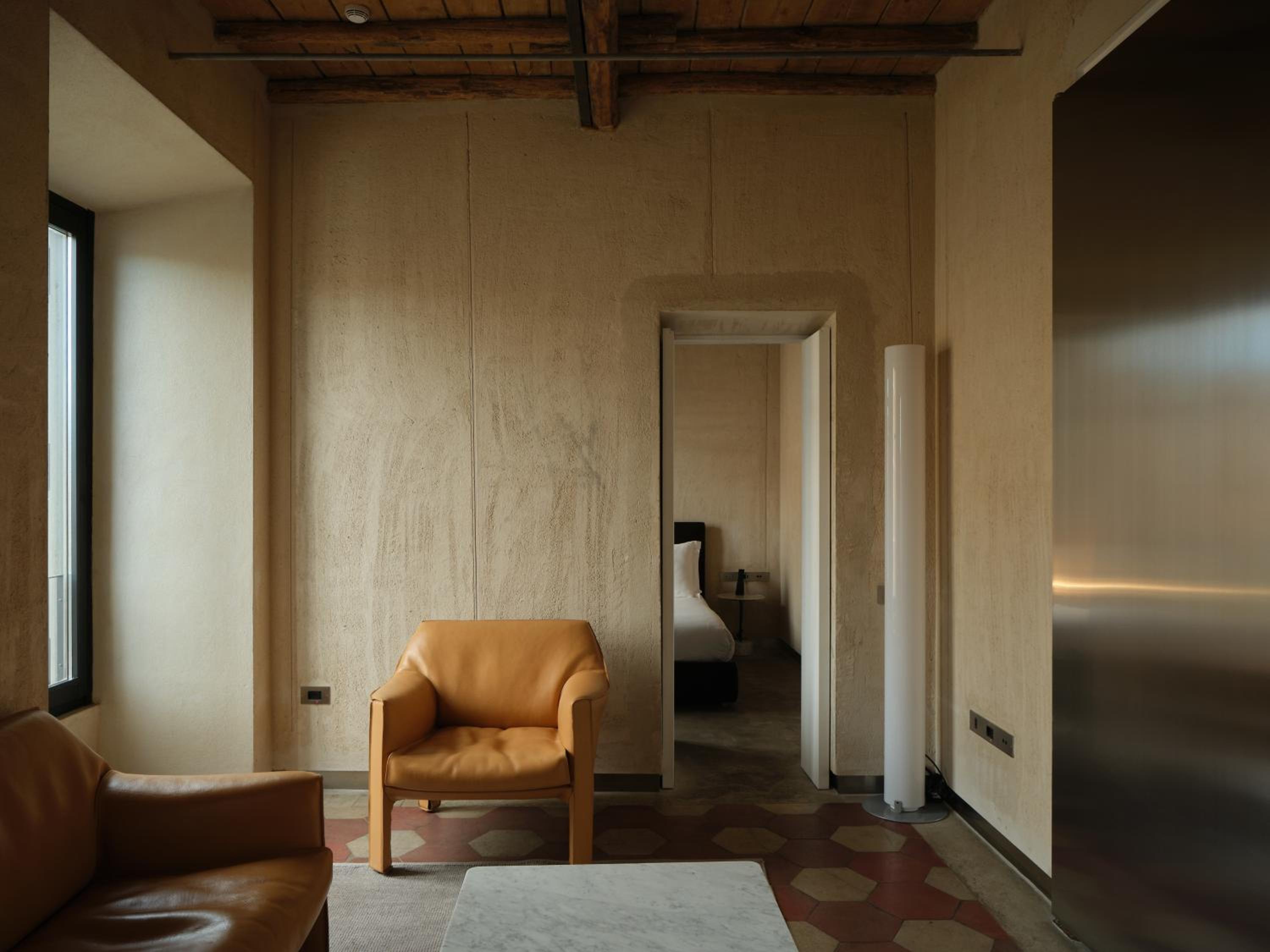Deluxe Apartment thumbnail 6