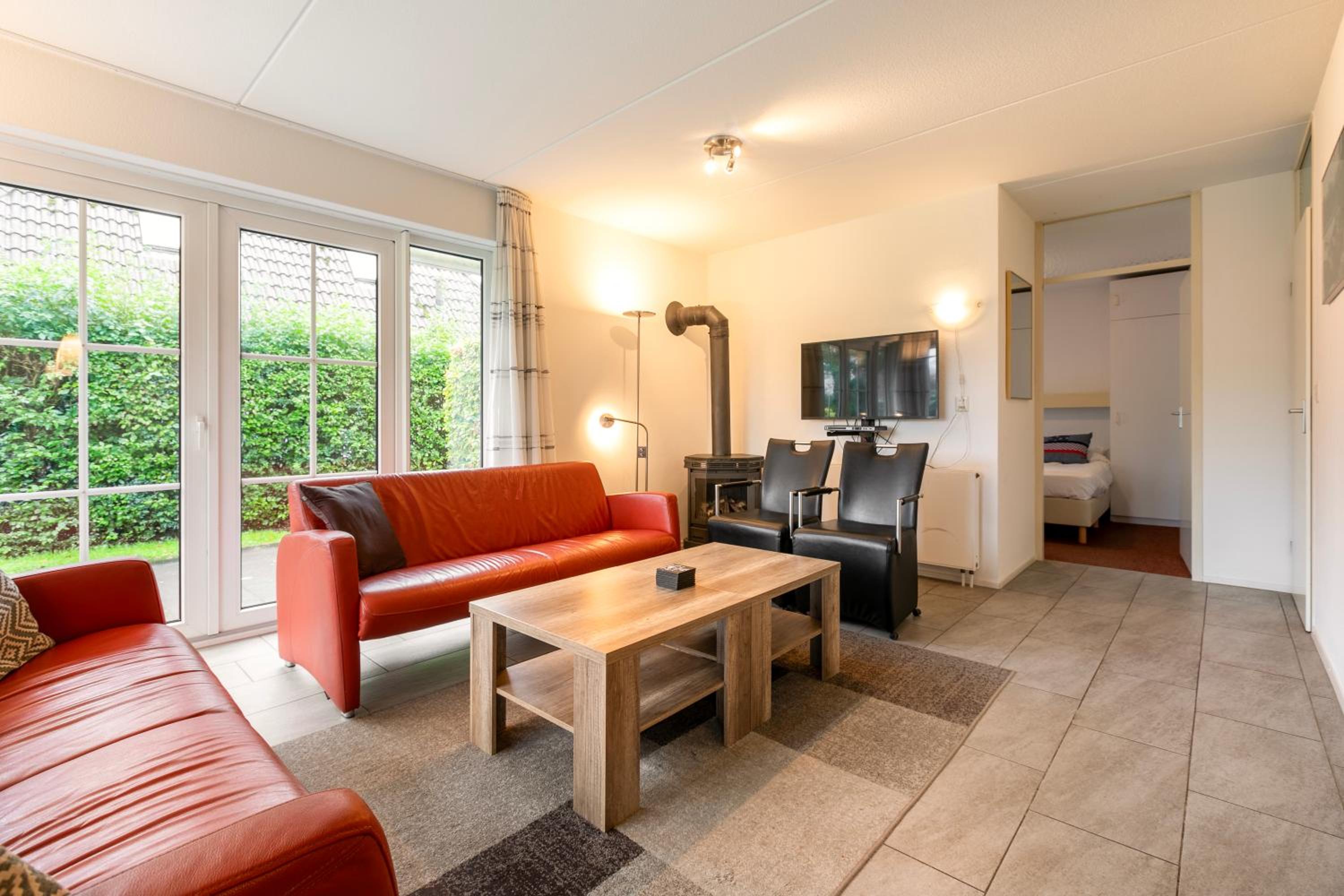 Three-Bedroom Bungalow photo 1