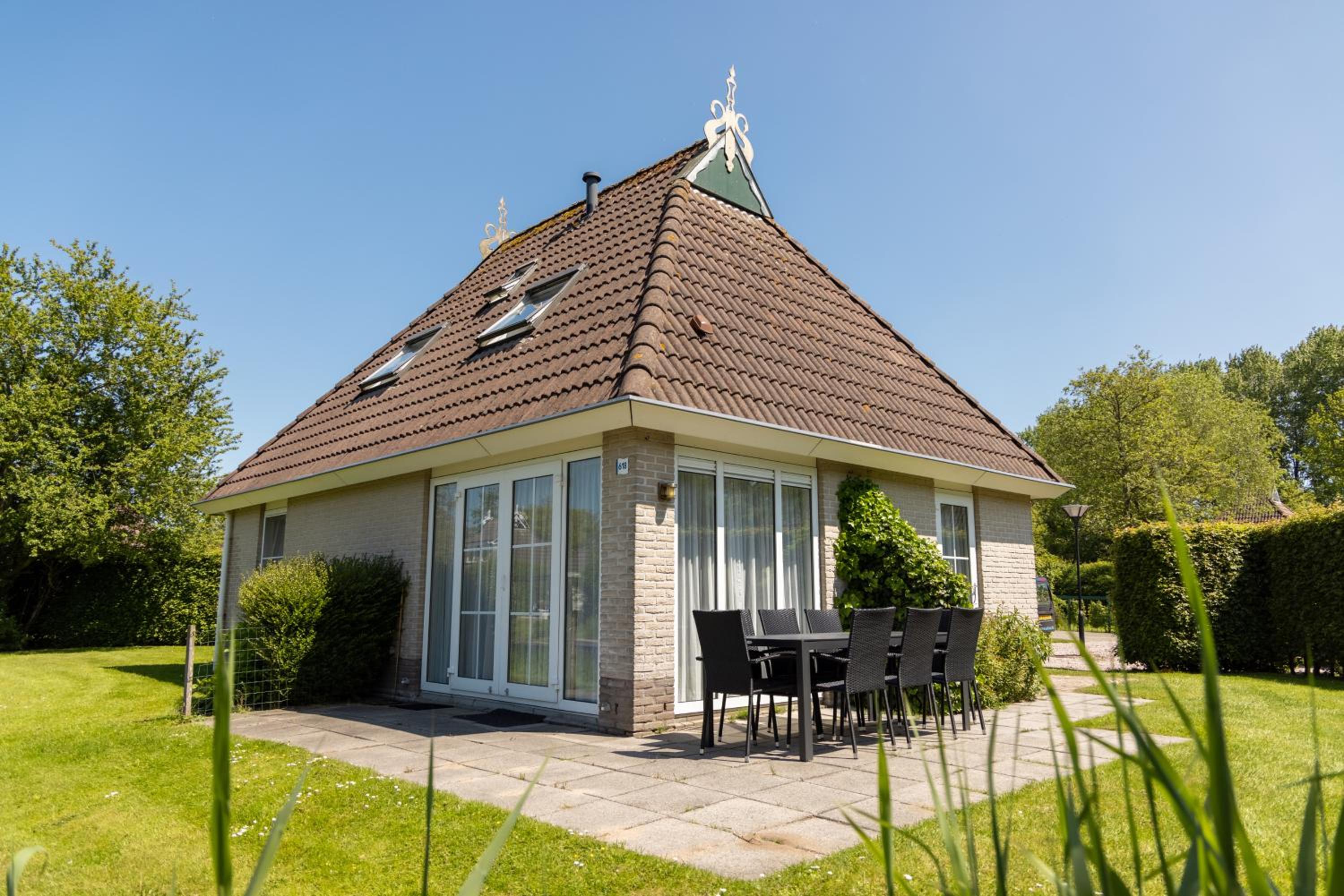 Bungalow - Water Front  photo 3