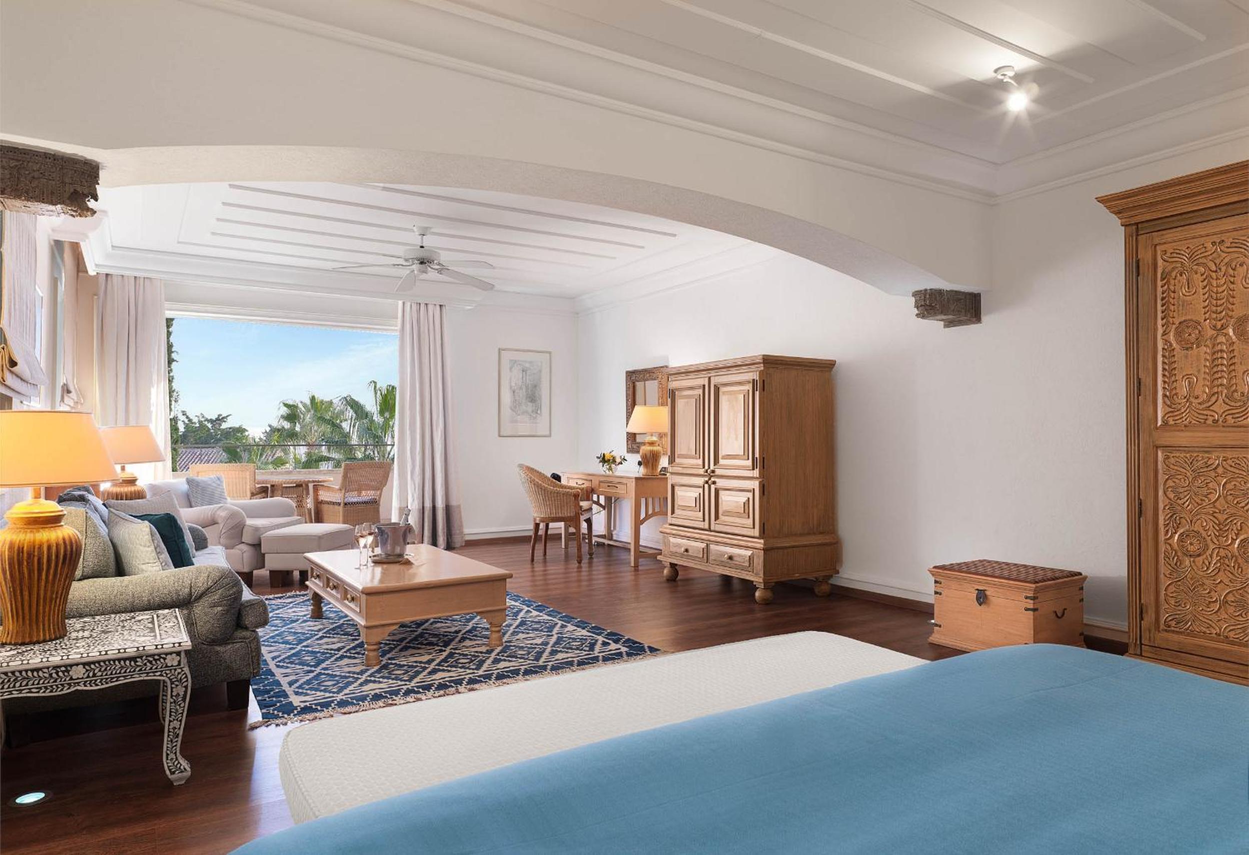 Executive Suite with Sea View - Main Building