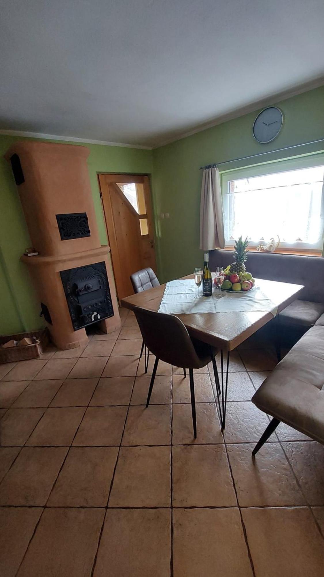 Apartment - Photo 5